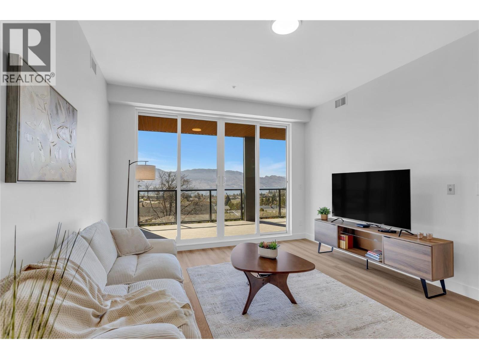2760 Olalla Road Unit# 206