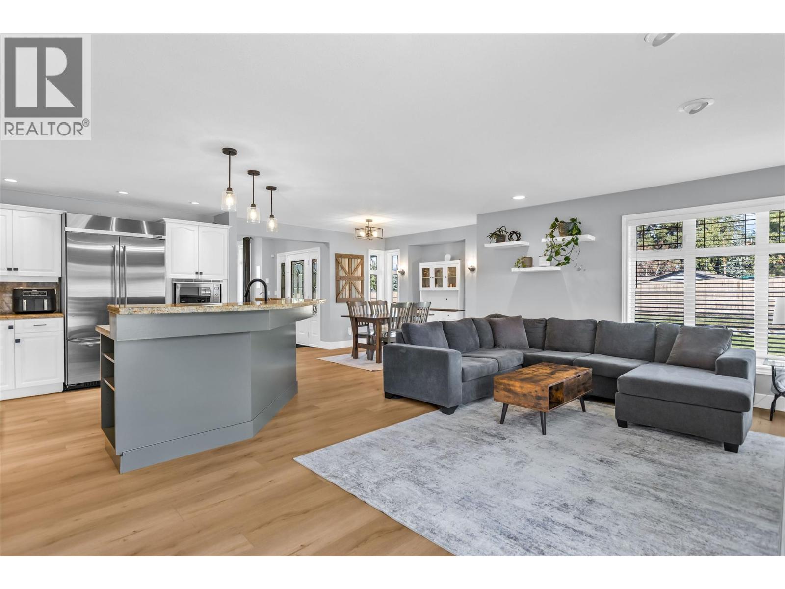 3350 Larkspur Court