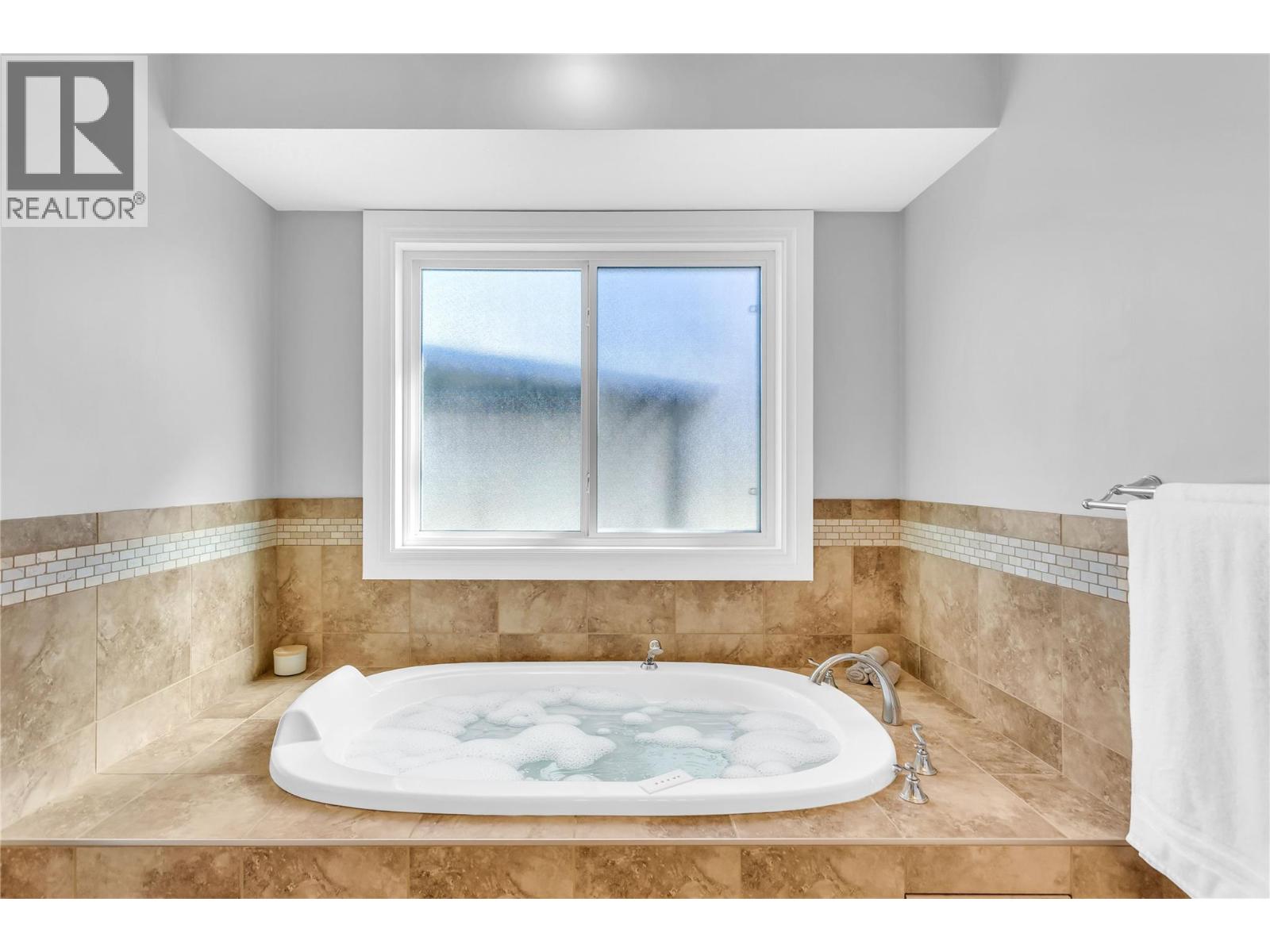 3350 Larkspur Court