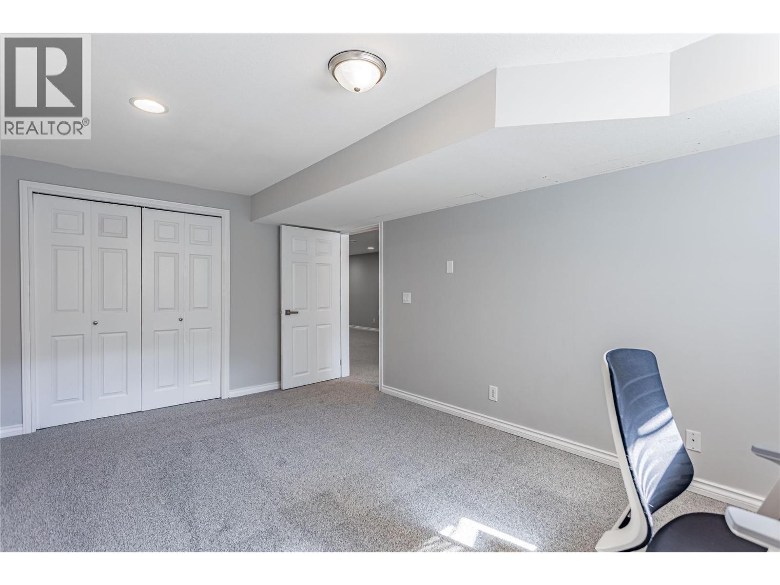 3350 Larkspur Court