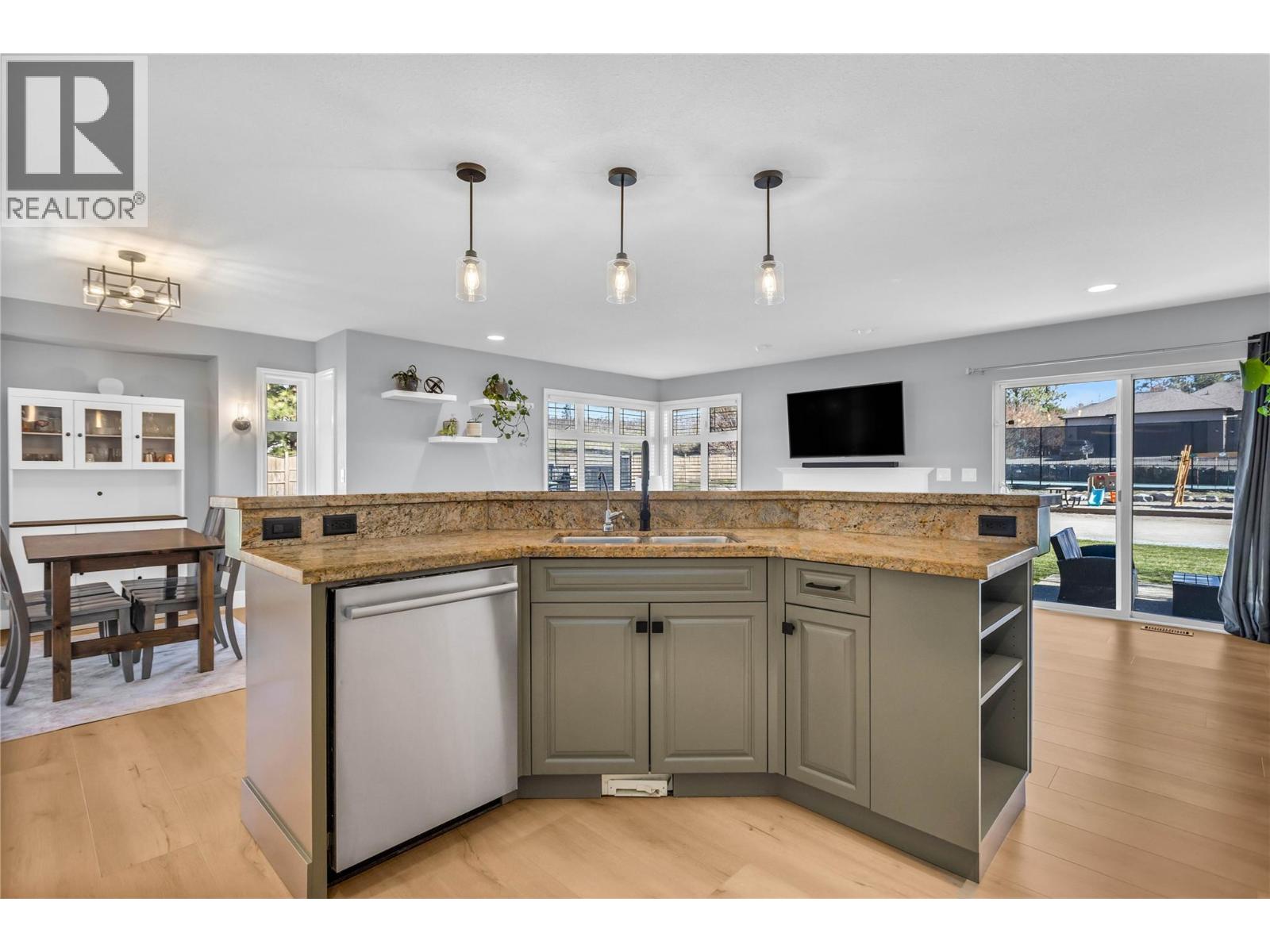 3350 Larkspur Court