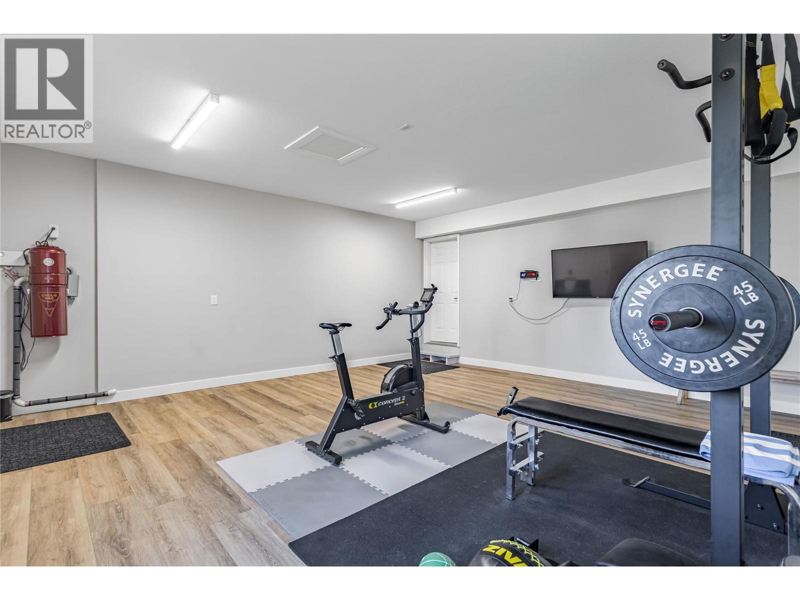 3350 Larkspur Court