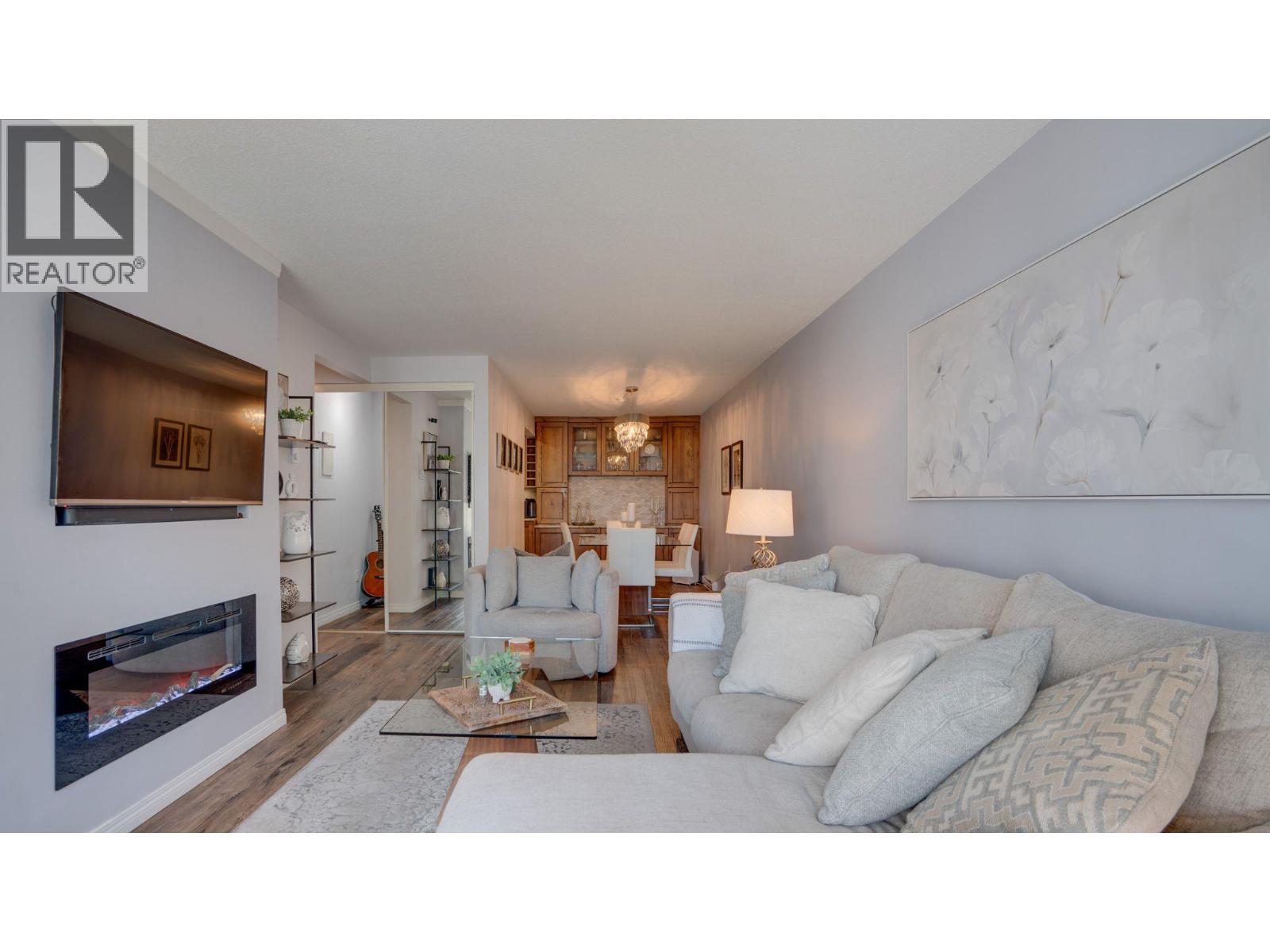 575 Sutherland Avenue Unit# 222
