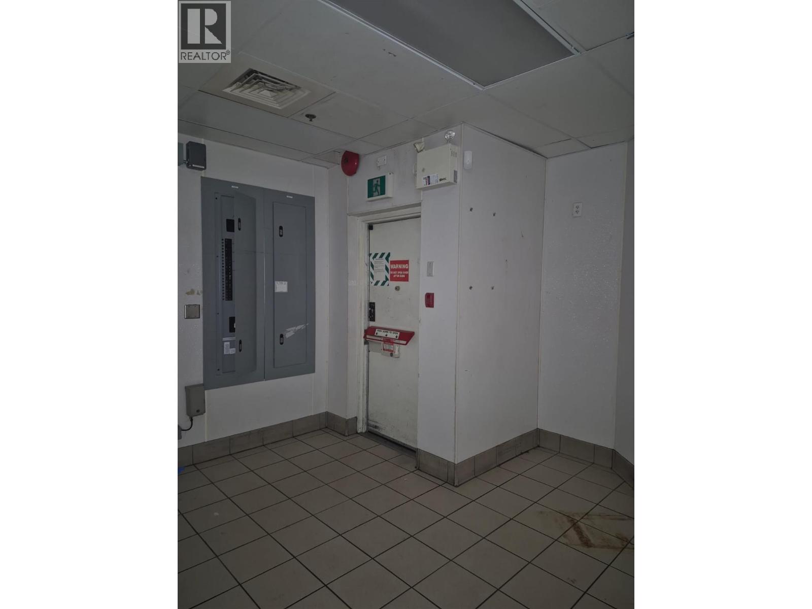 3957 Lakeshore Road Unit# 101