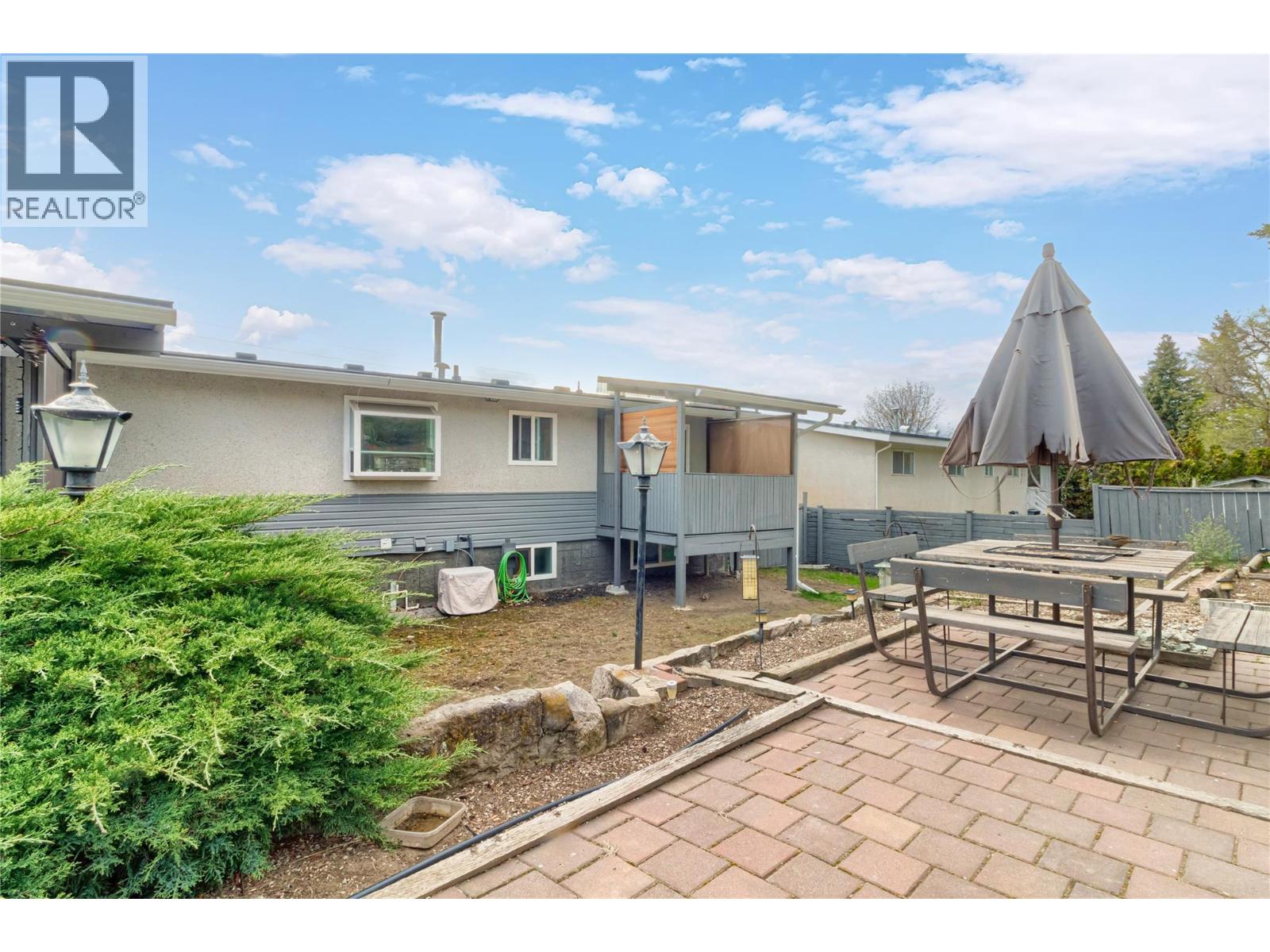 285 Dell Road