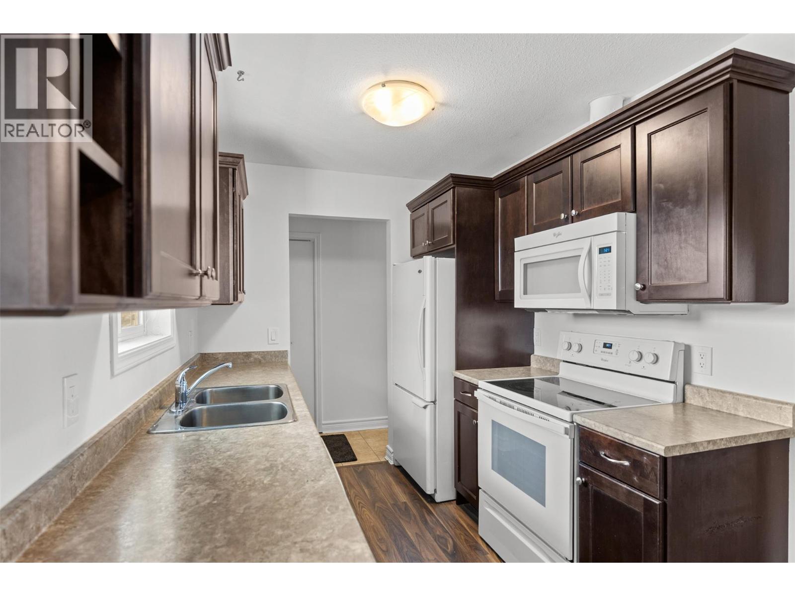 135 Woods Road Unit# 201