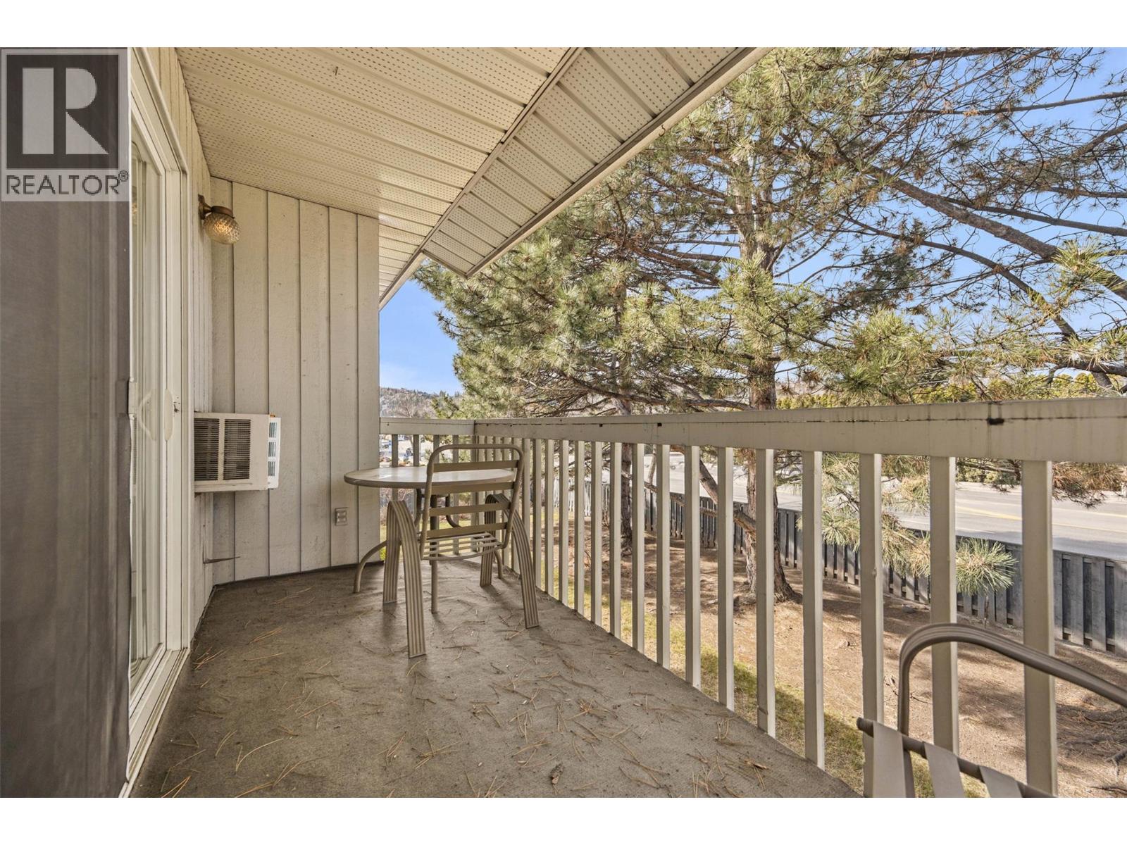 135 Woods Road Unit# 201