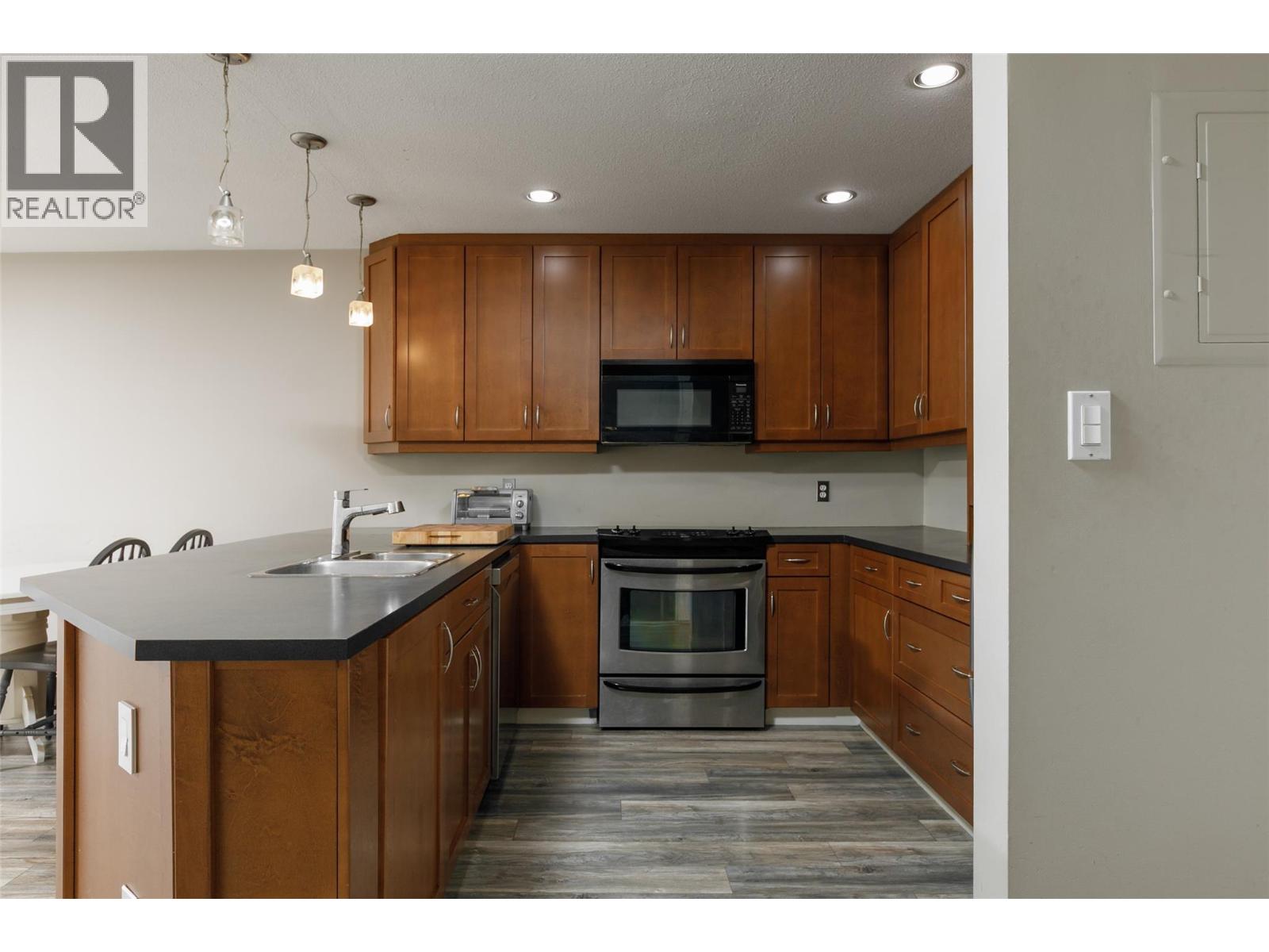 400 Sutton Crescent Unit# 313