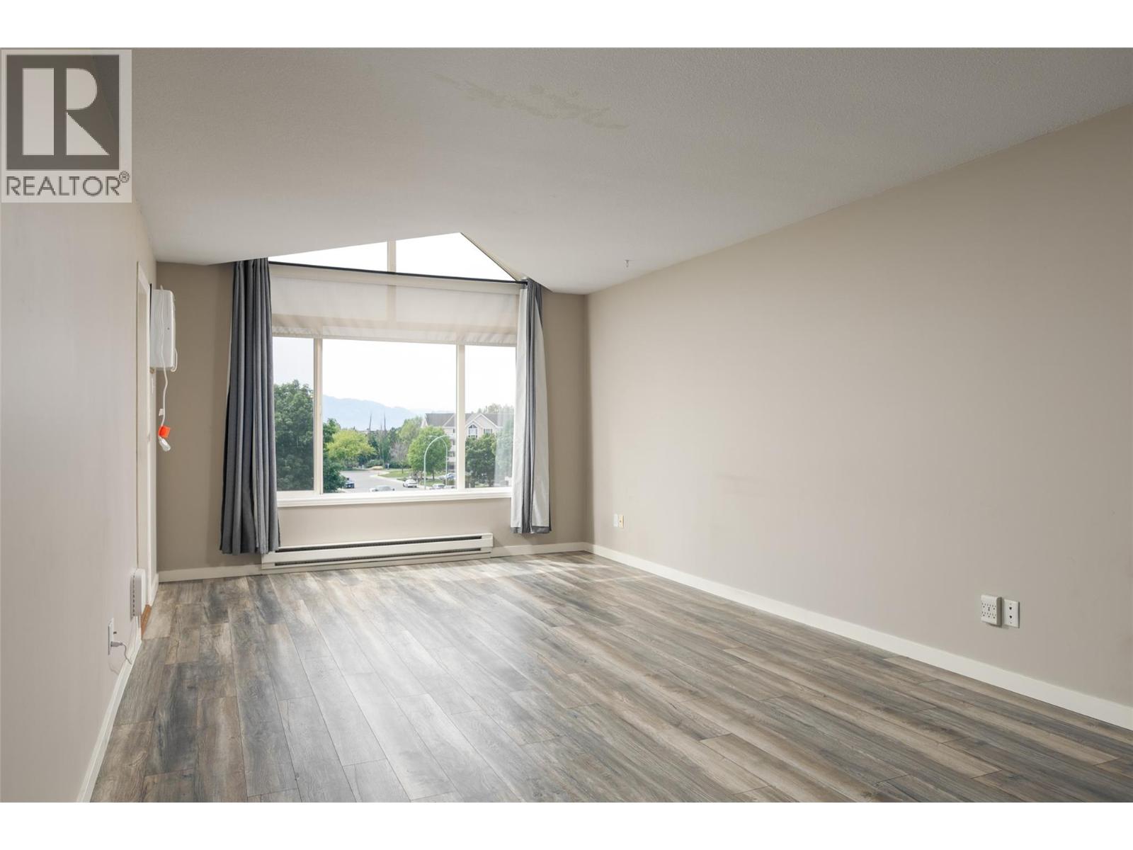 400 Sutton Crescent Unit# 313