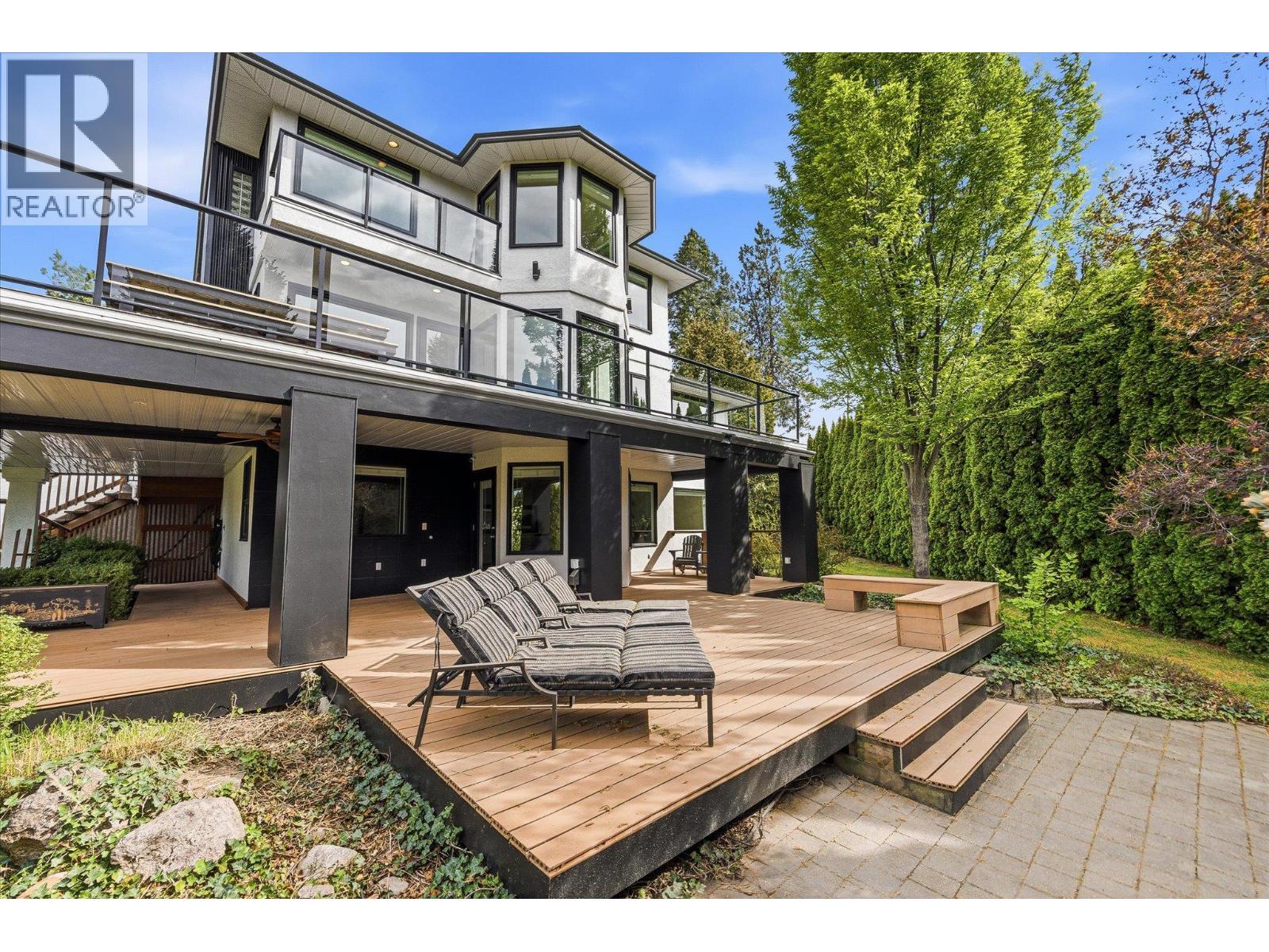 4350 Bedford Lane