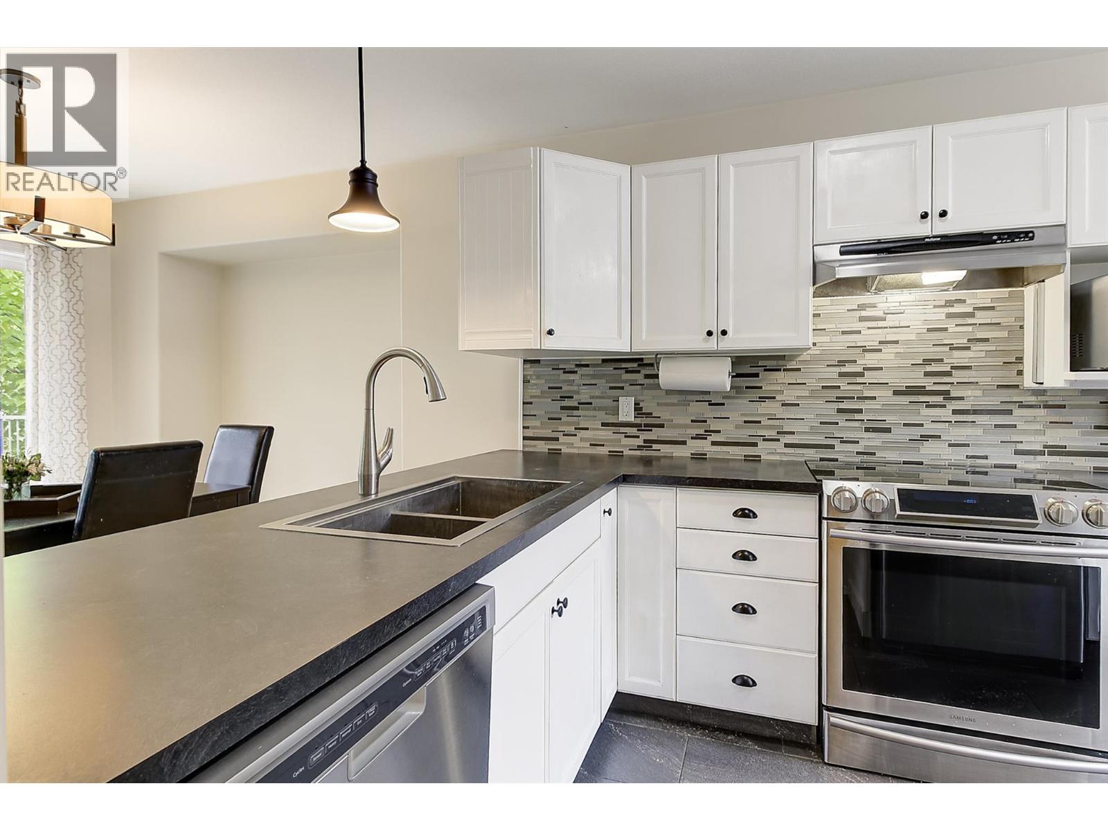 133 Wyndham Crescent Unit# 110