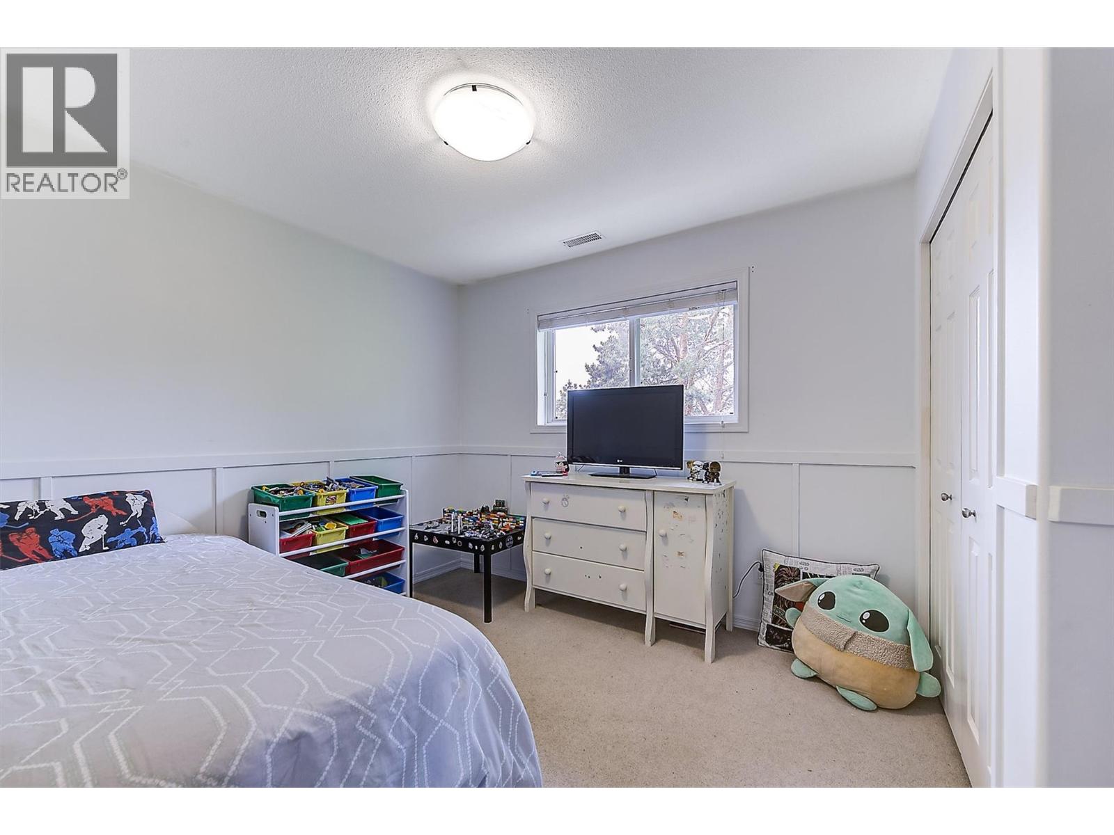 133 Wyndham Crescent Unit# 110