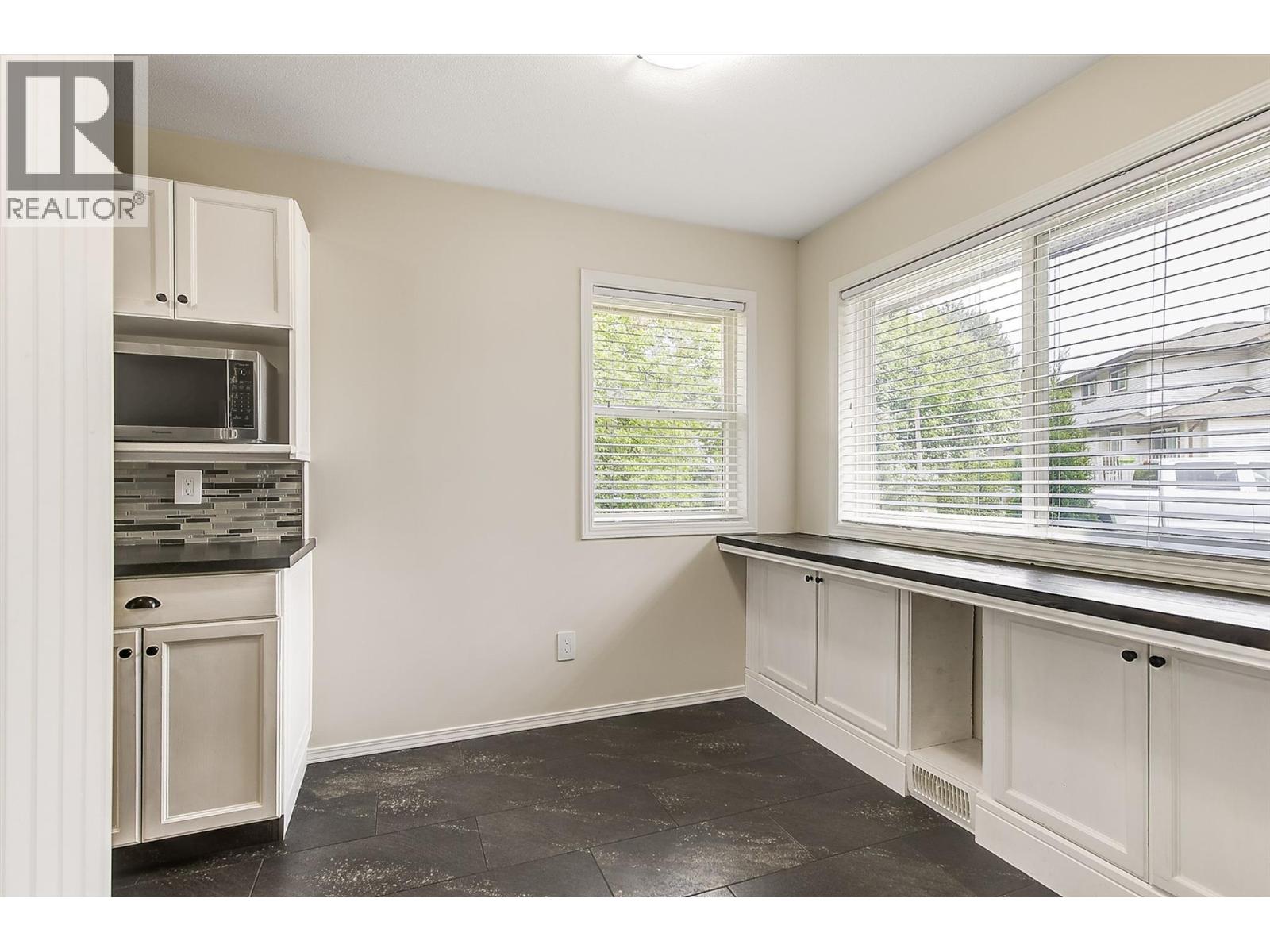 133 Wyndham Crescent Unit# 110