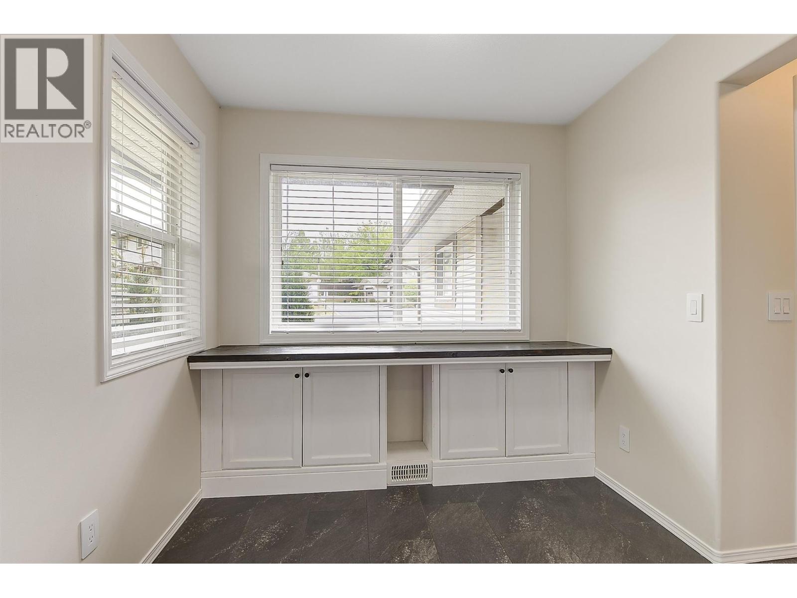 133 Wyndham Crescent Unit# 110