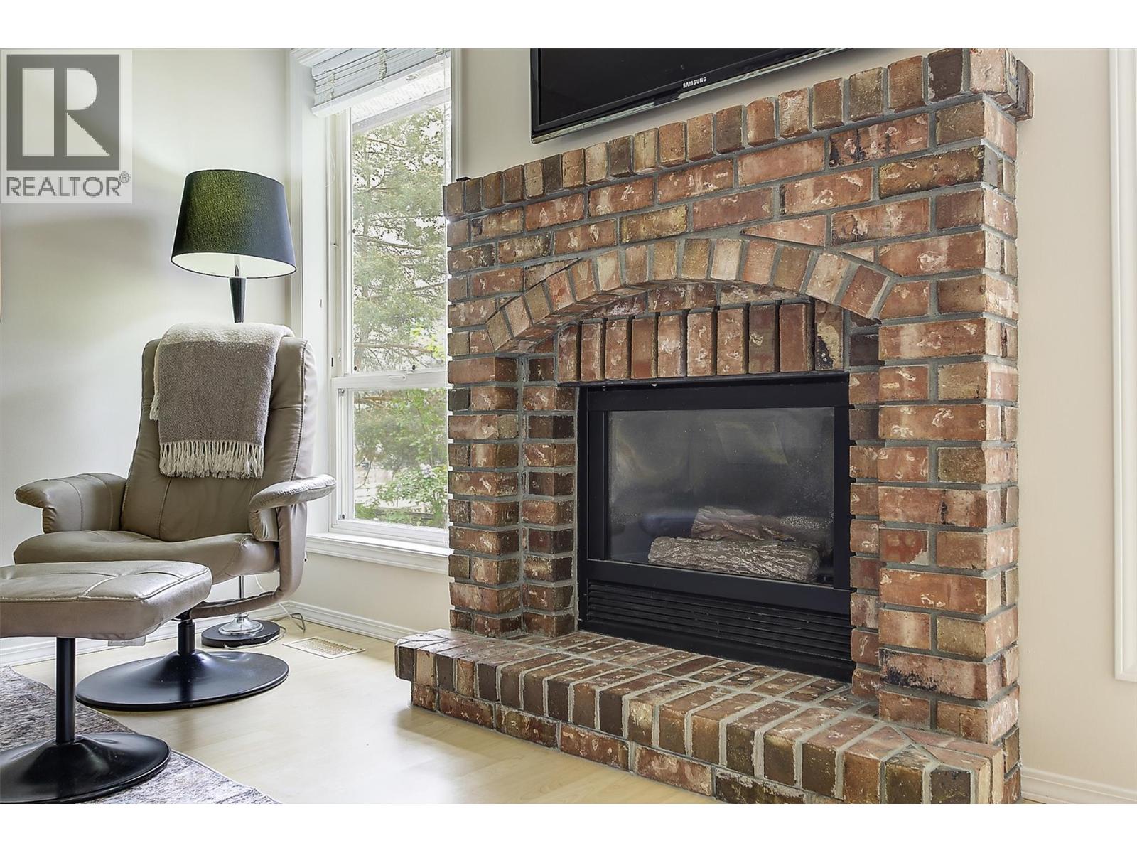 133 Wyndham Crescent Unit# 110