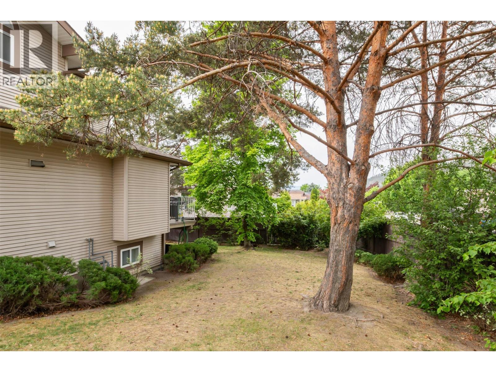 133 Wyndham Crescent Unit# 110