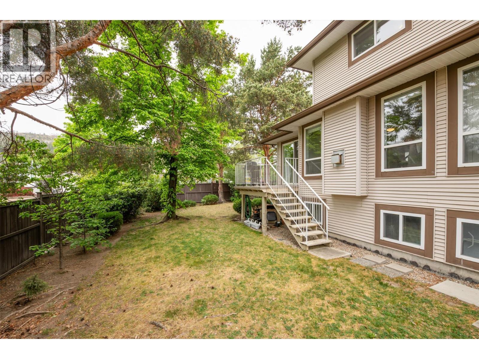 133 Wyndham Crescent Unit# 110
