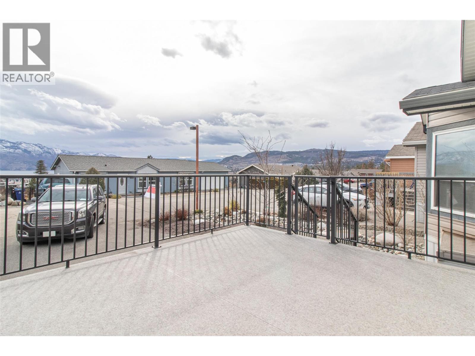 2440 Old Okanagan Highway Unit# 1329