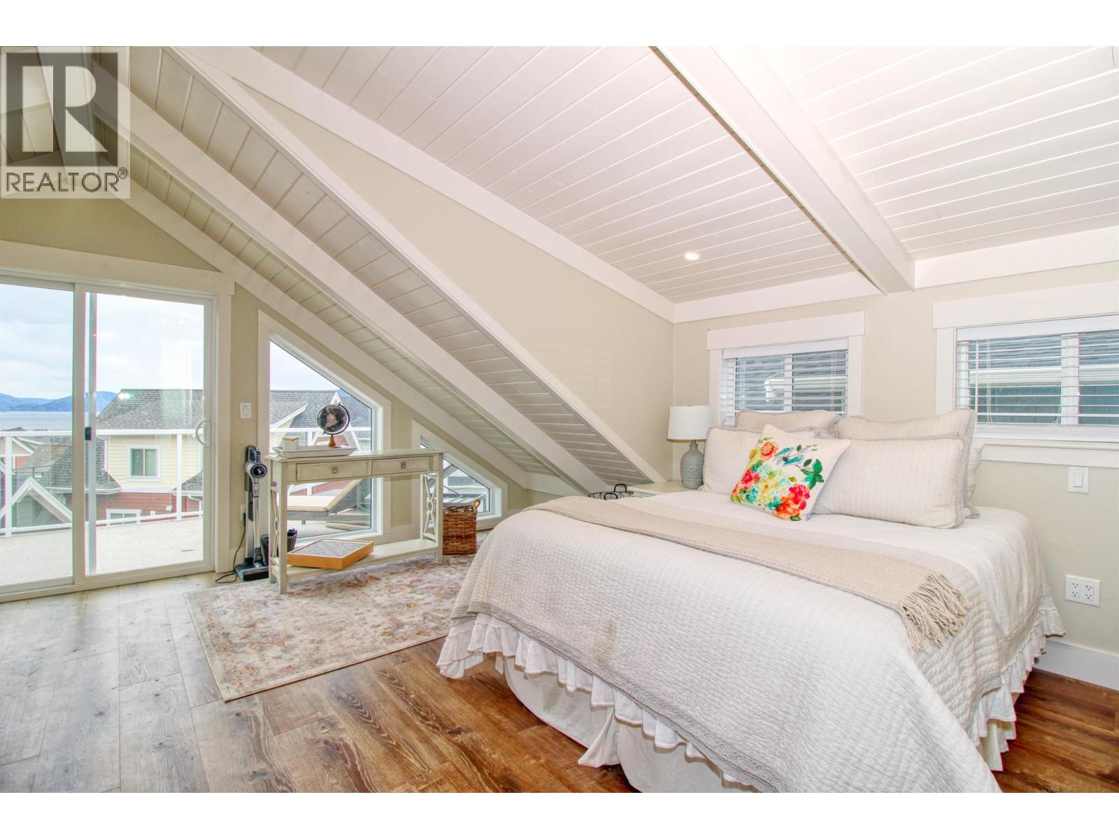 6746 Marbella Loop Unit# 304