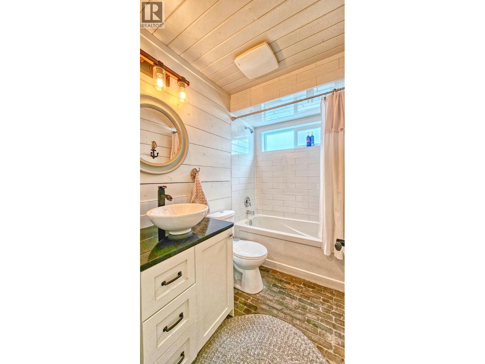 6746 Marbella Loop Unit# 304