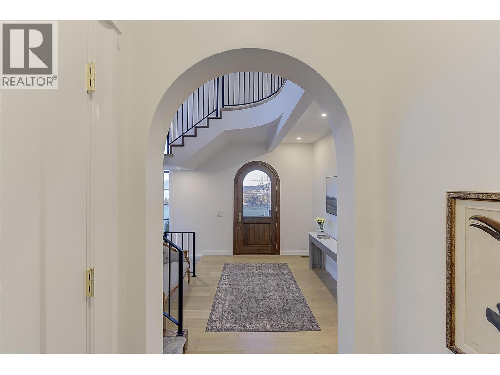 622 Trumpeter Road