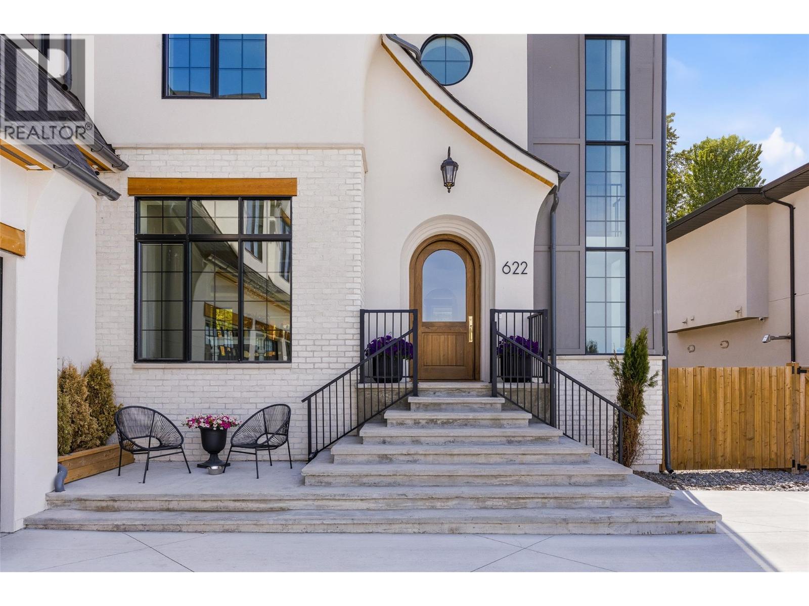 622 Trumpeter Road