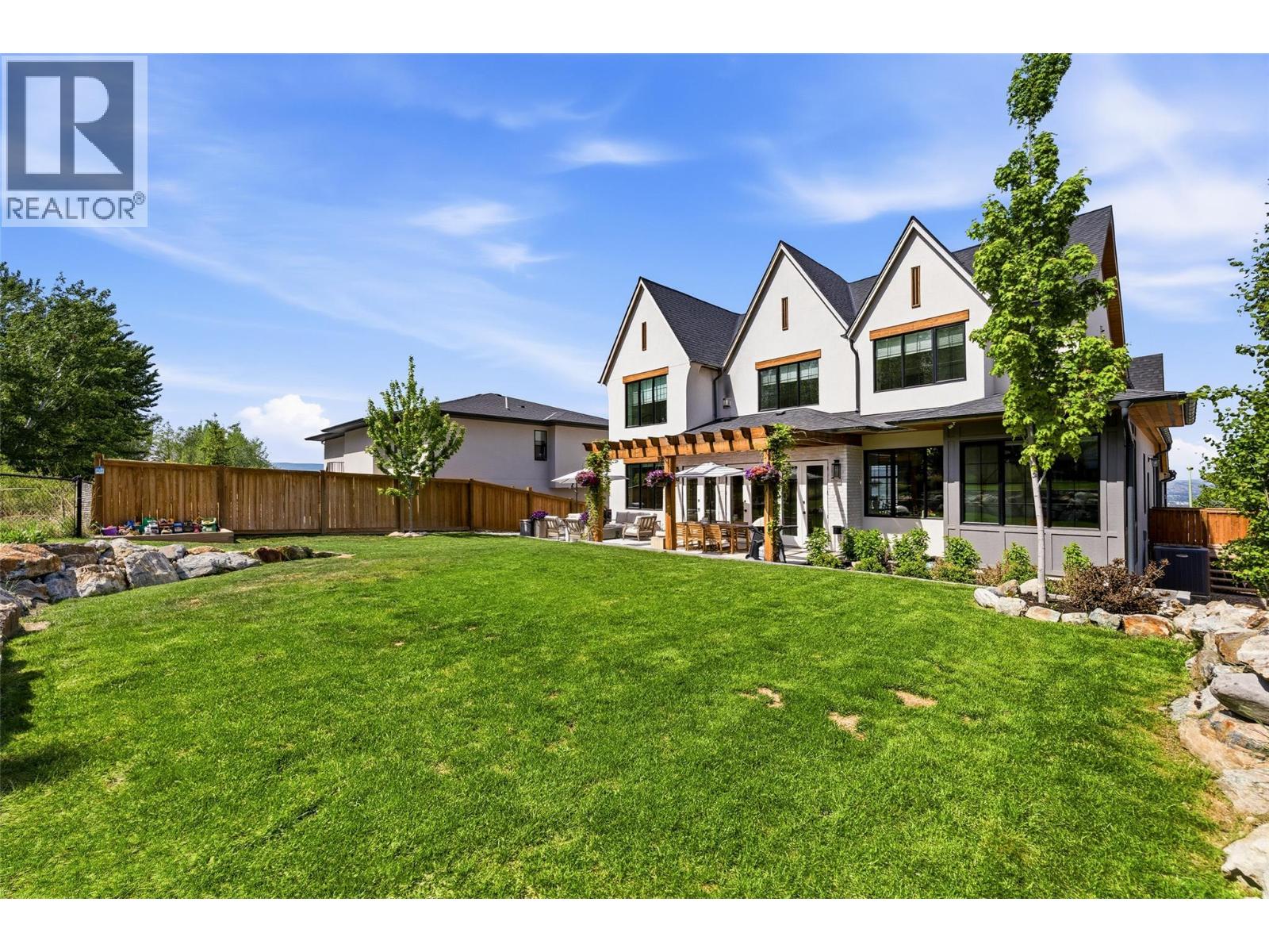 622 Trumpeter Road