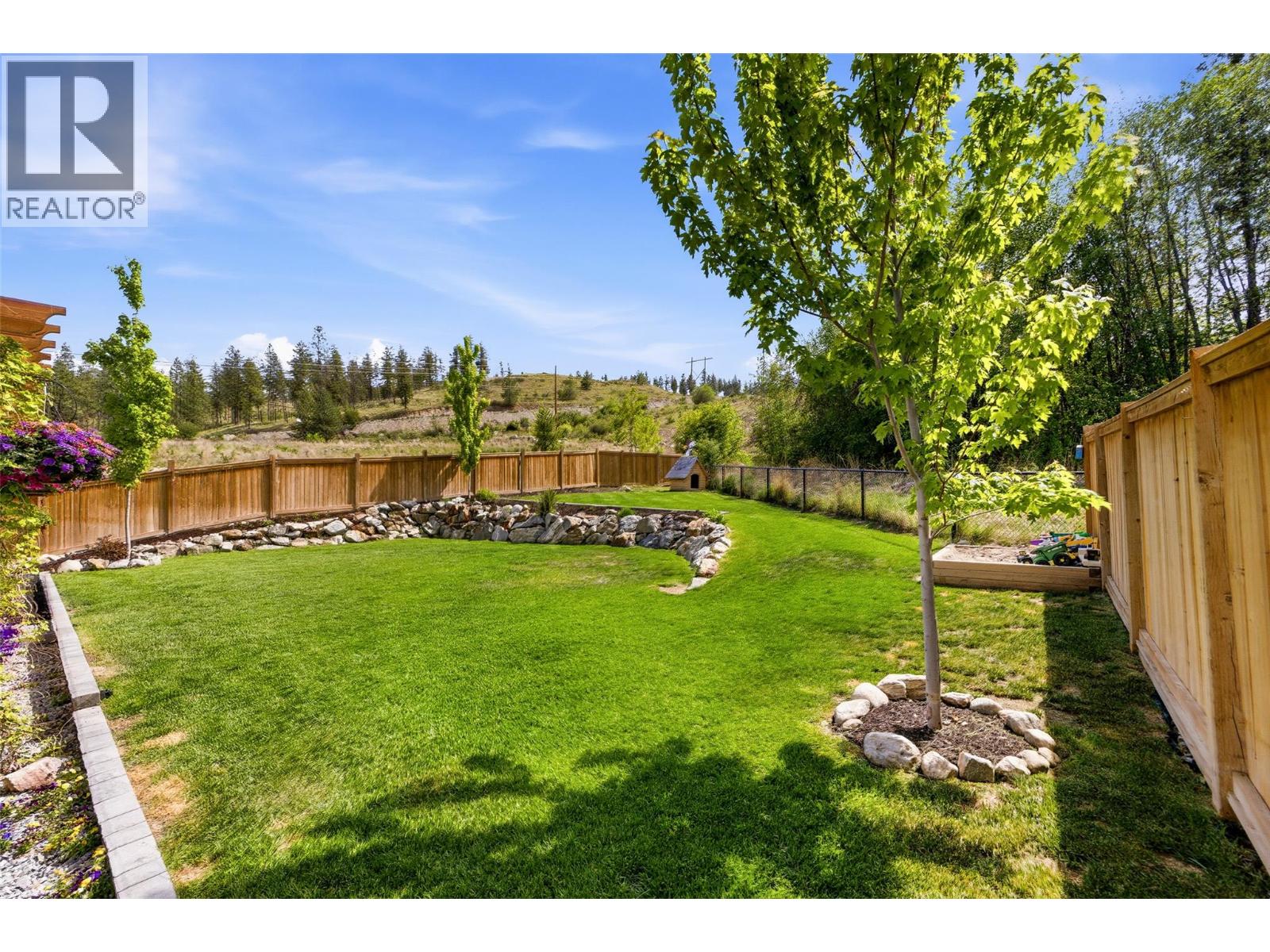 622 Trumpeter Road