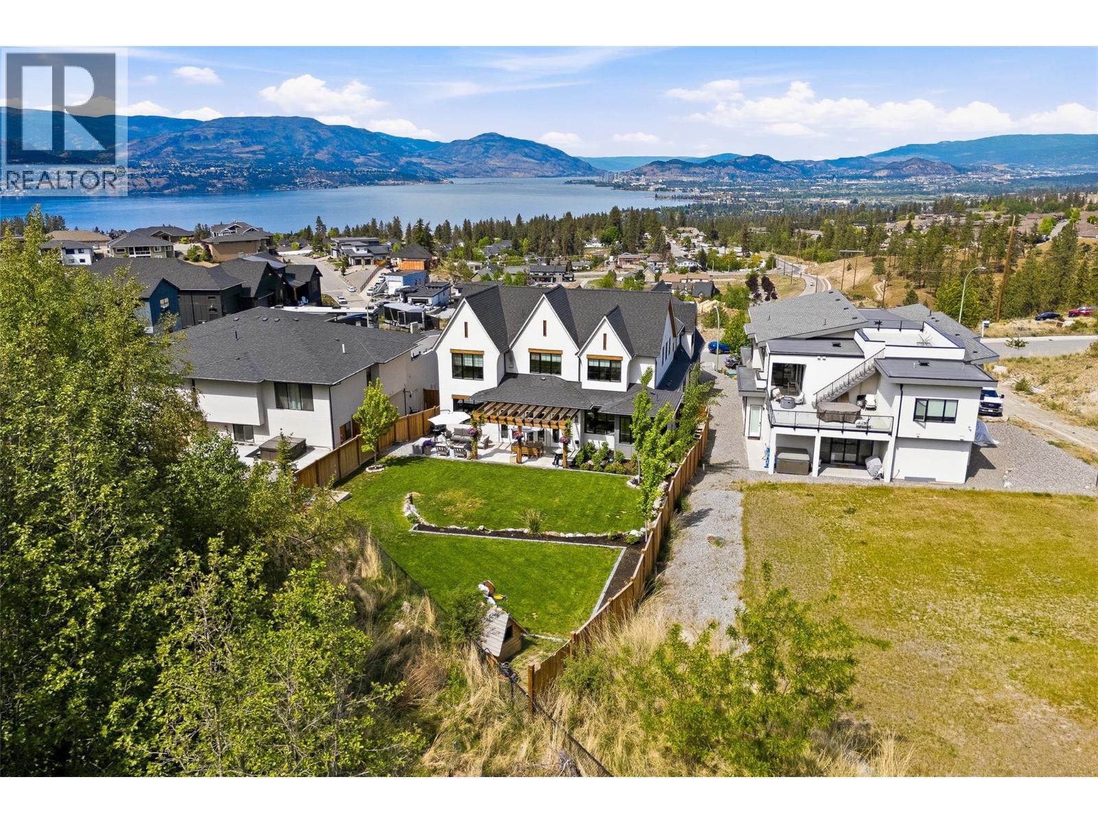622 Trumpeter Road