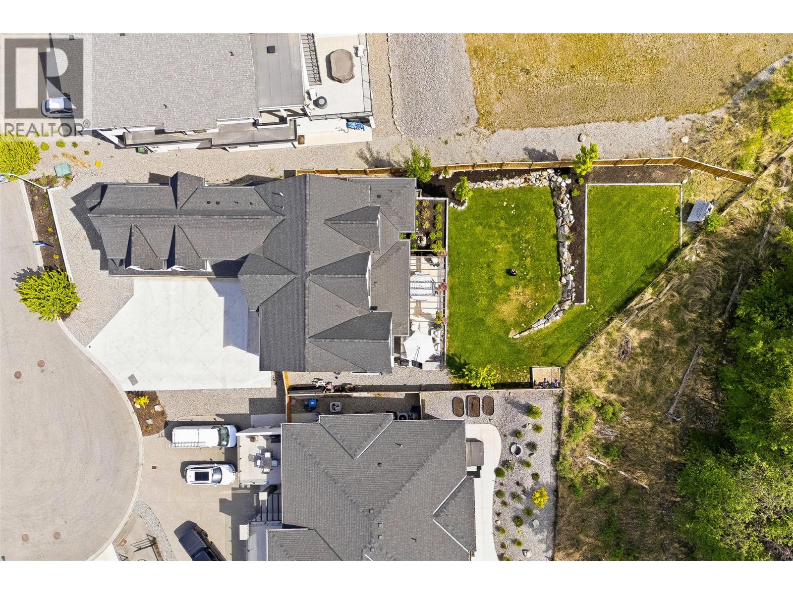 622 Trumpeter Road