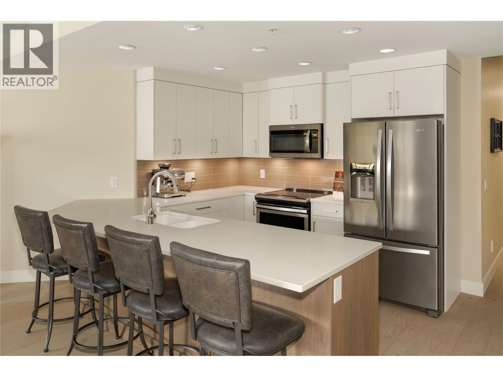 3865 Truswell Road Unit# 204