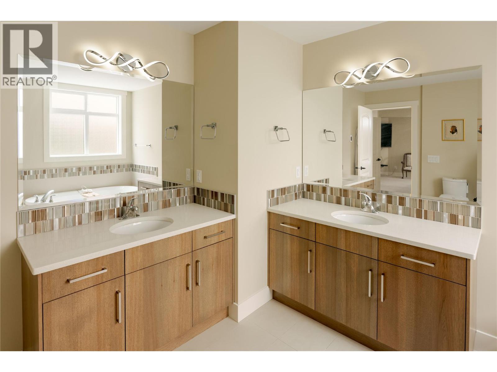 3865 Truswell Road Unit# 204