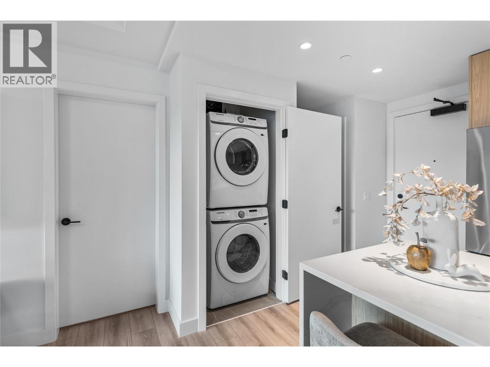 3051 Abbott Street Unit# 515