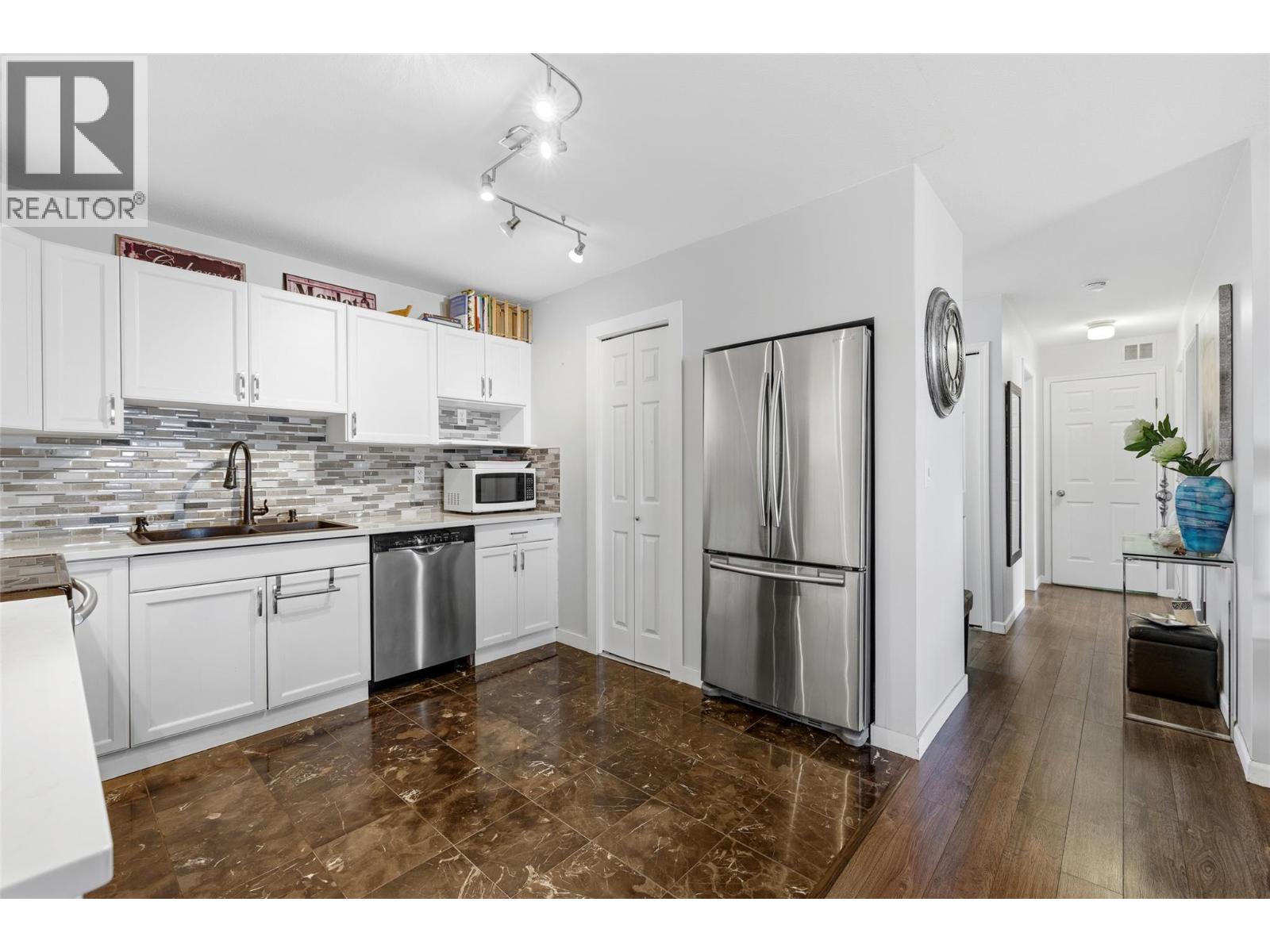 3155 De Montreuil Court Unit# 405