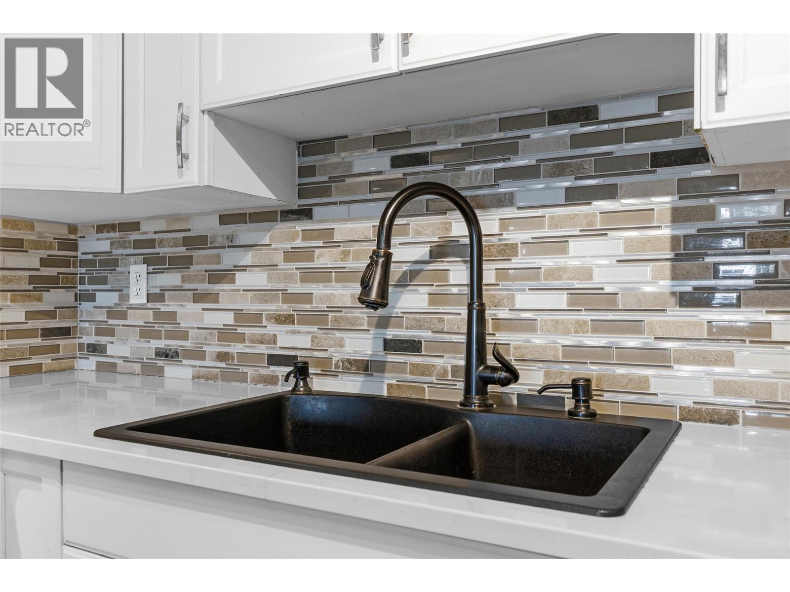 3155 De Montreuil Court Unit# 405