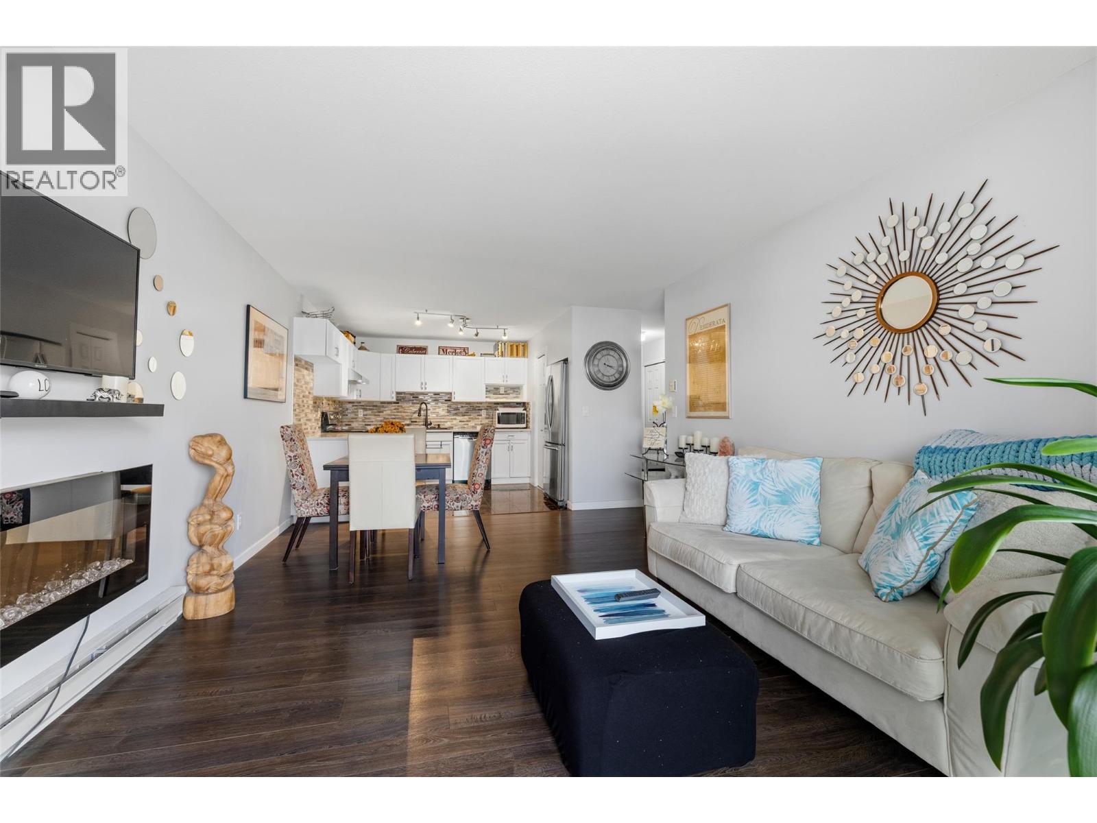 3155 De Montreuil Court Unit# 405