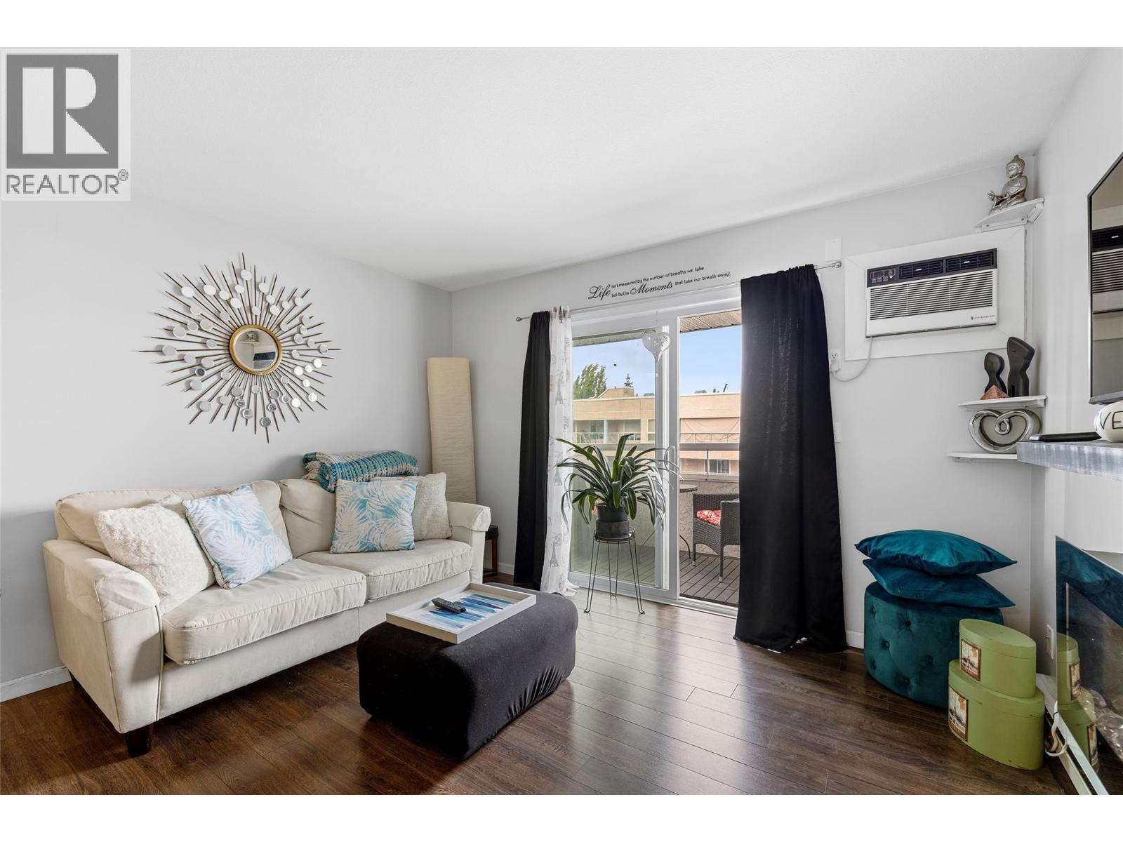 3155 De Montreuil Court Unit# 405