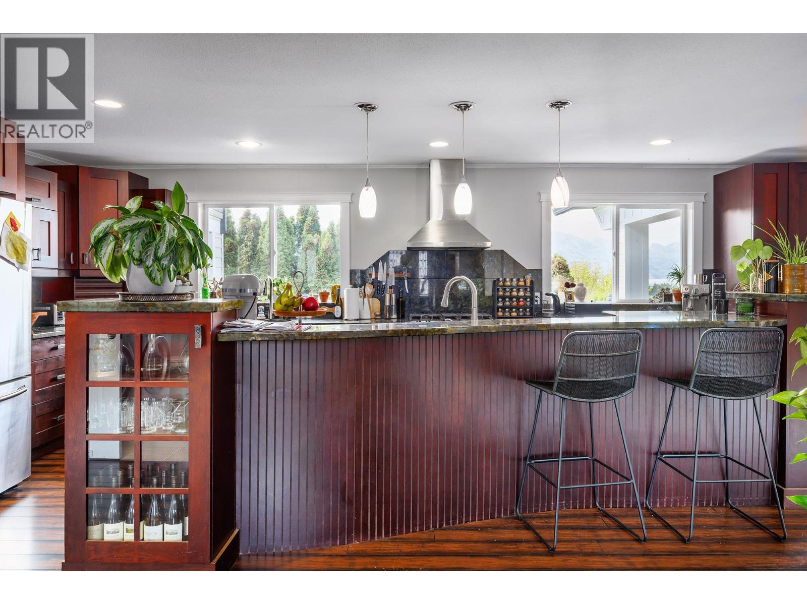 1185 Sunnyside Road