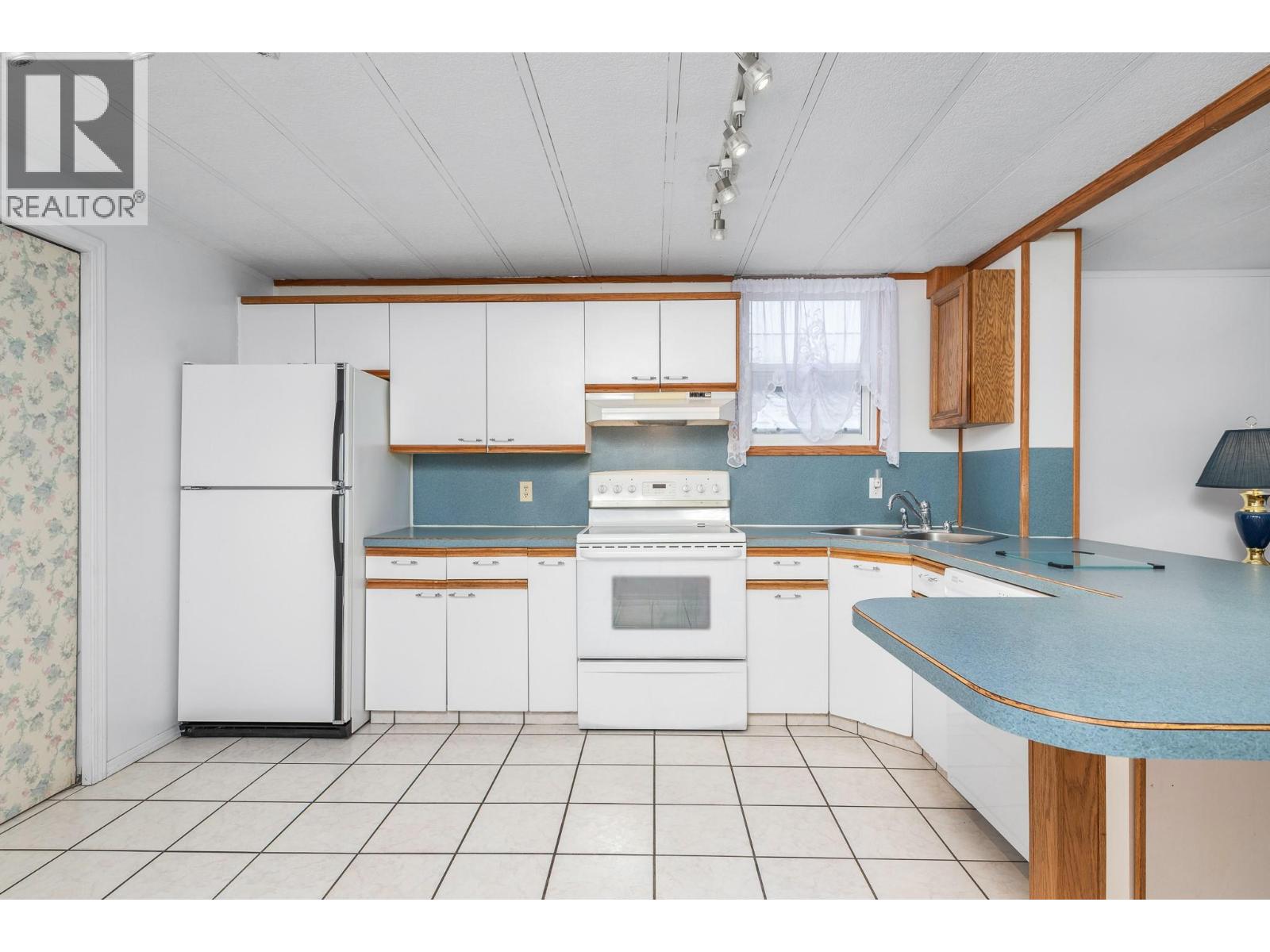 720 Commonwealth Road Unit# 64