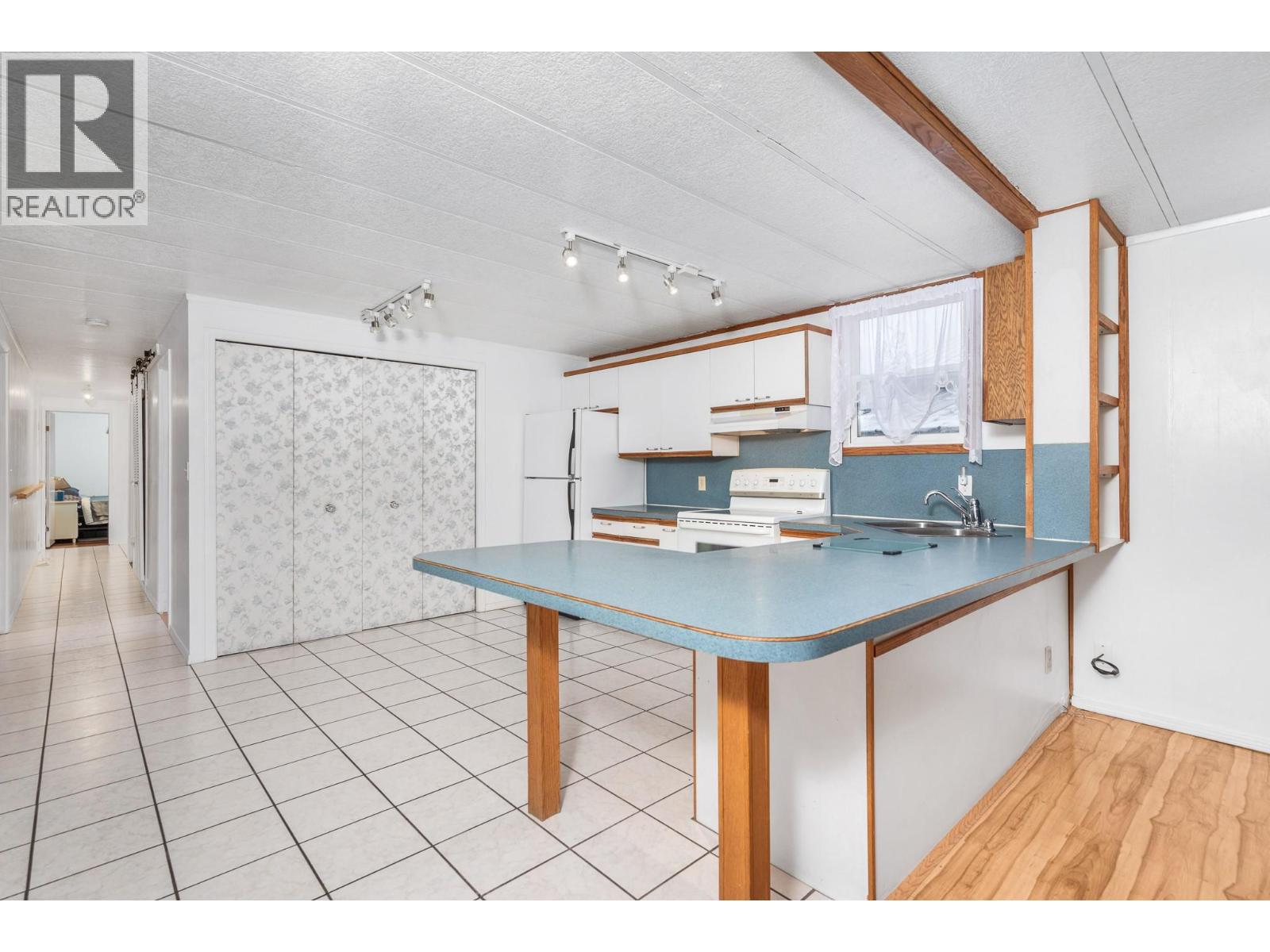 720 Commonwealth Road Unit# 64