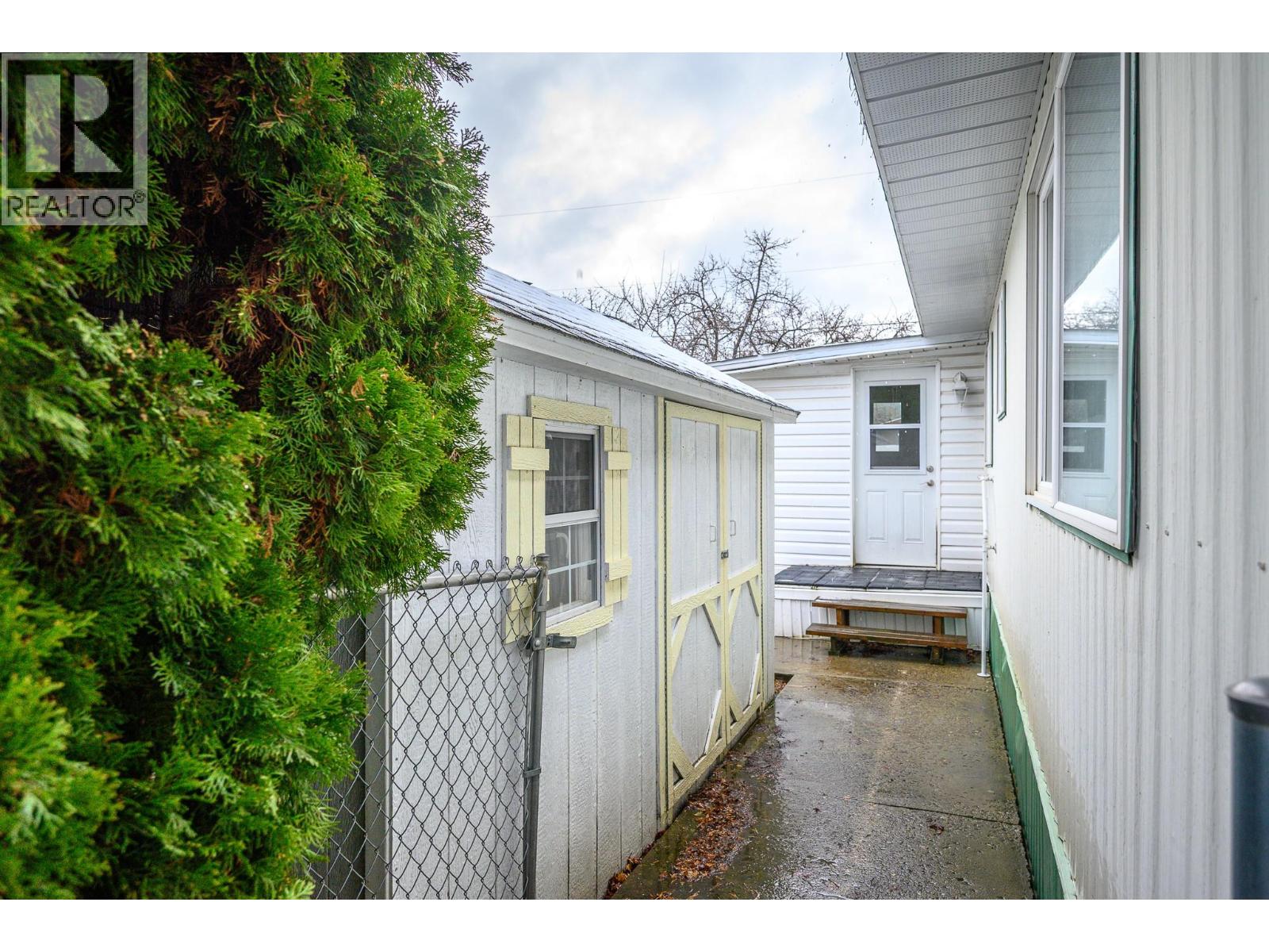 720 Commonwealth Road Unit# 64