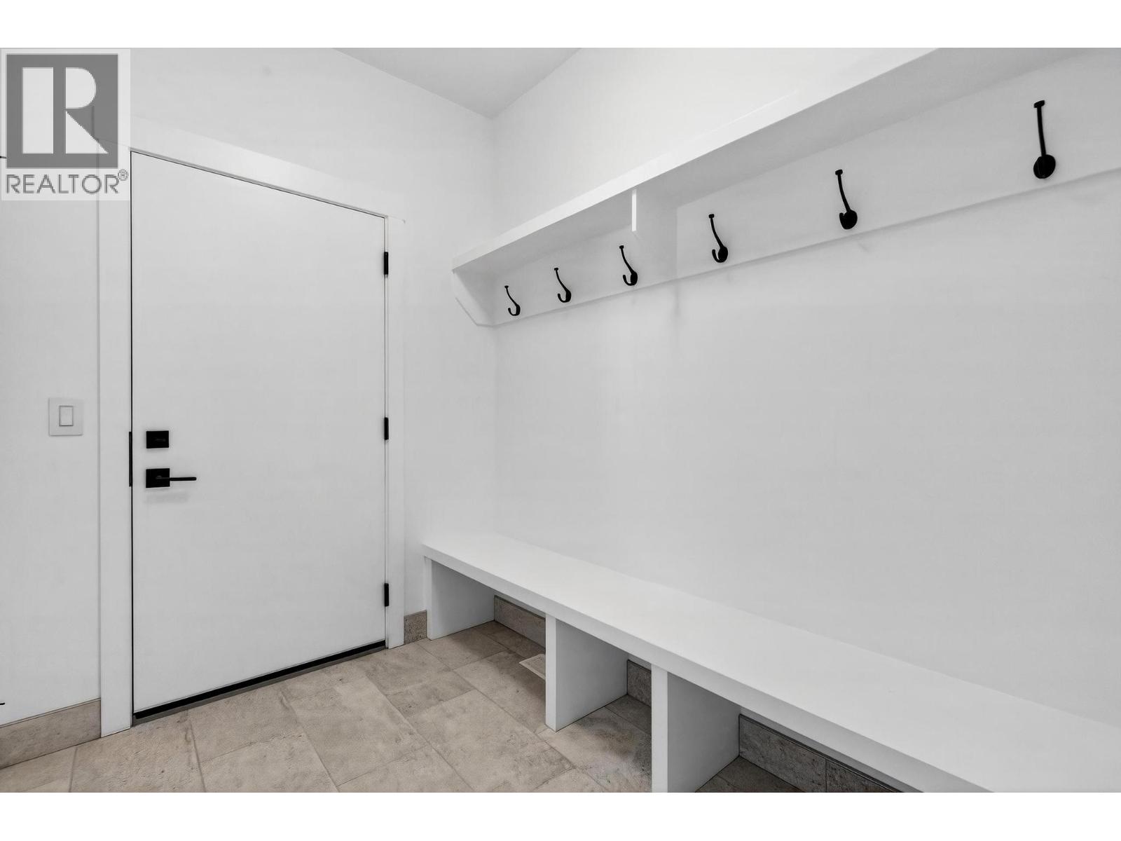 9201 Okanagan Centre Road W Unit# 2