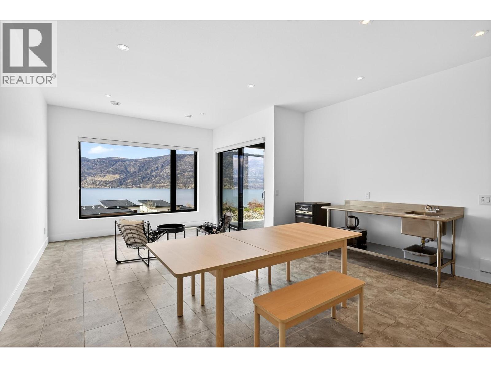 9201 Okanagan Centre Road W Unit# 2