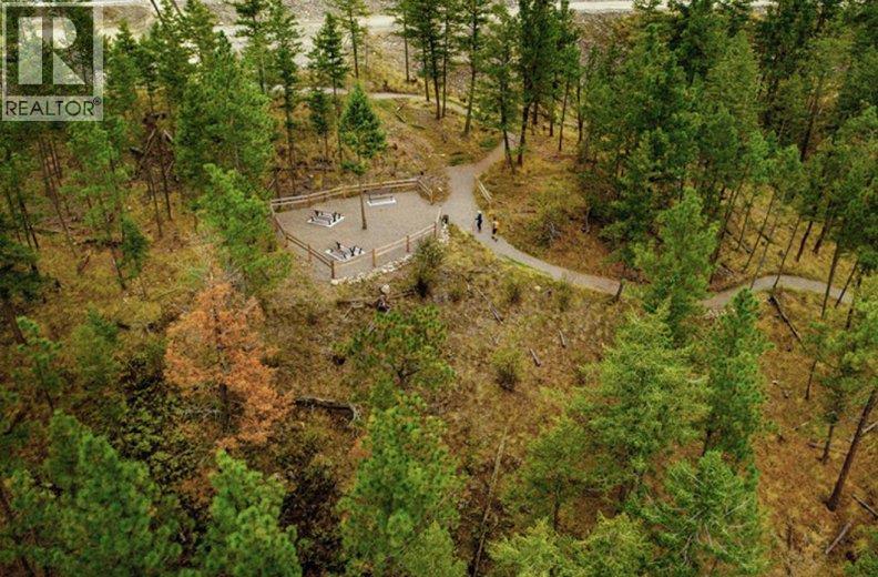 9201 Okanagan Centre Road W Unit# 2