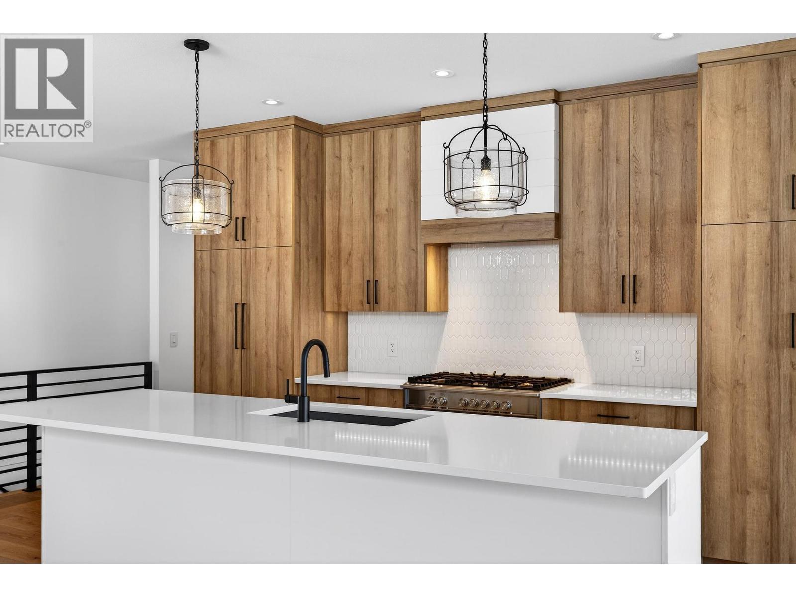 9201 Okanagan Centre Road W Unit# 2