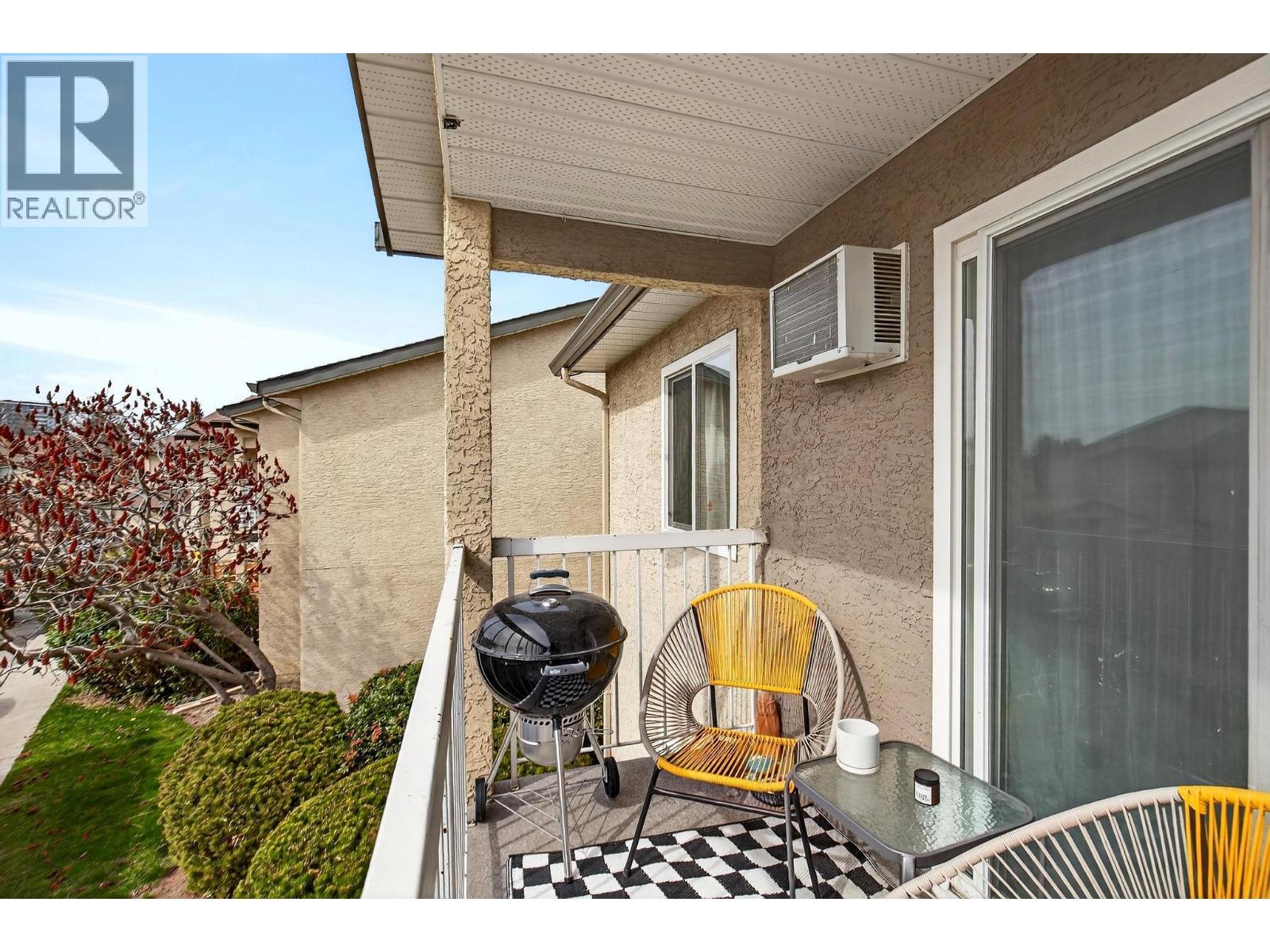 735 Cook Road Unit# 208C