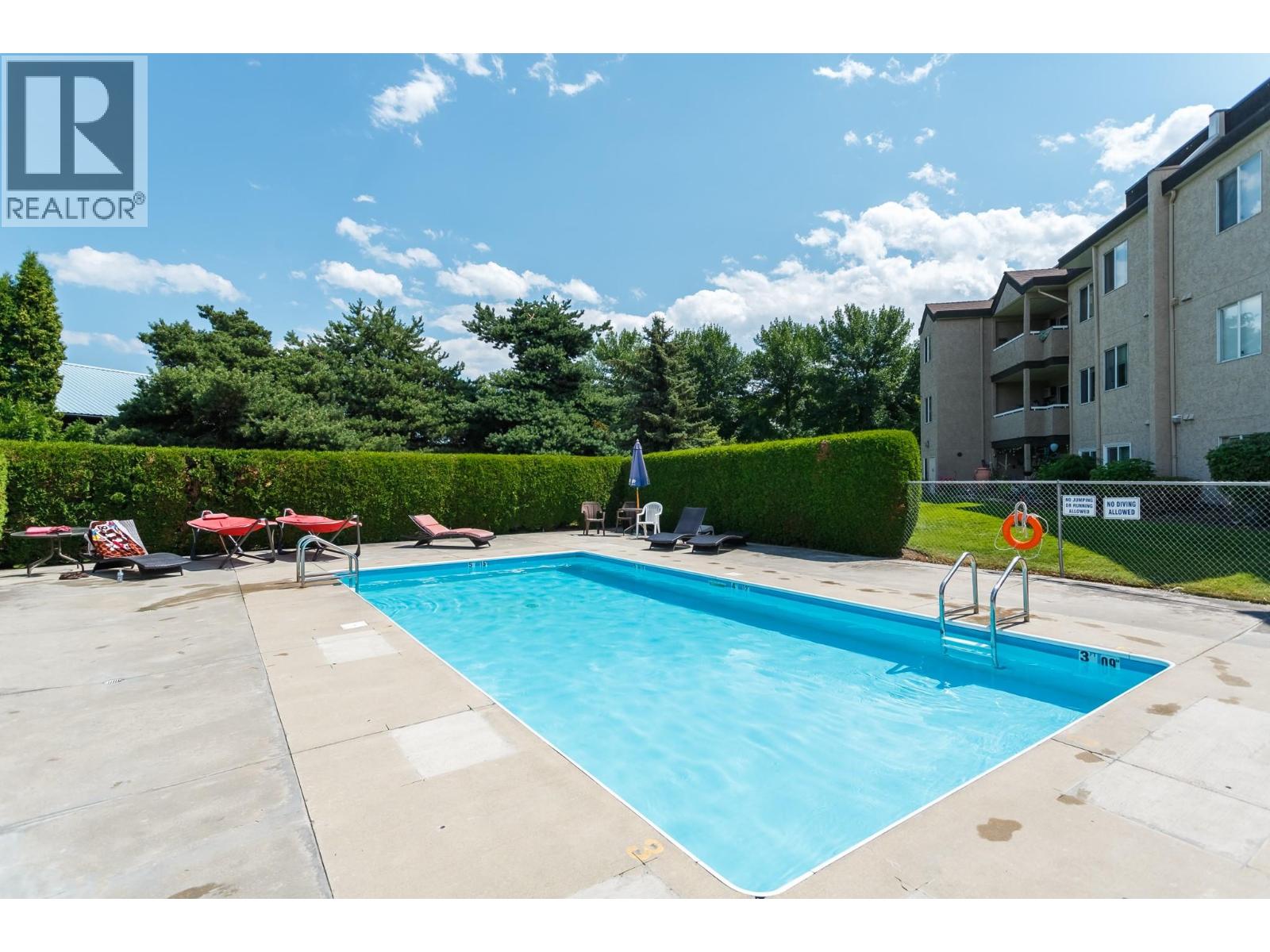 735 Cook Road Unit# 208C
