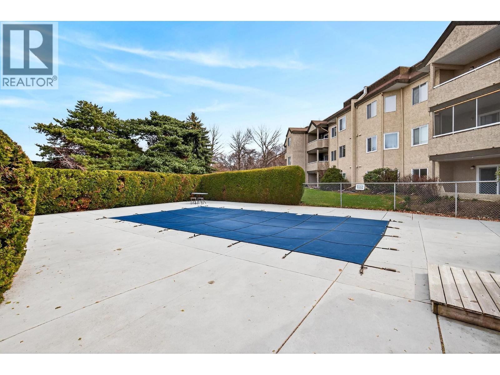 735 Cook Road Unit# 208C