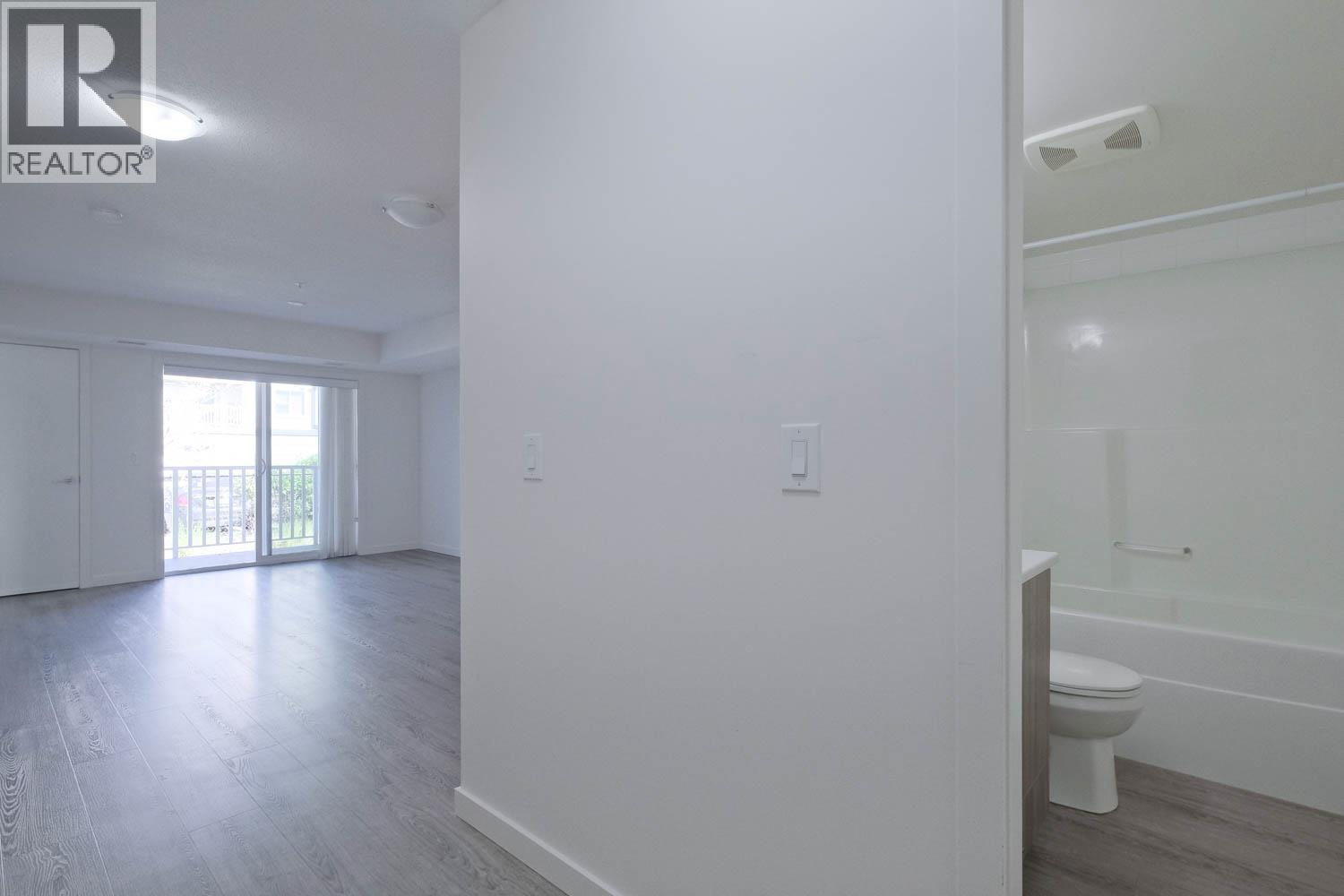 625 Academy Way Unit# 223