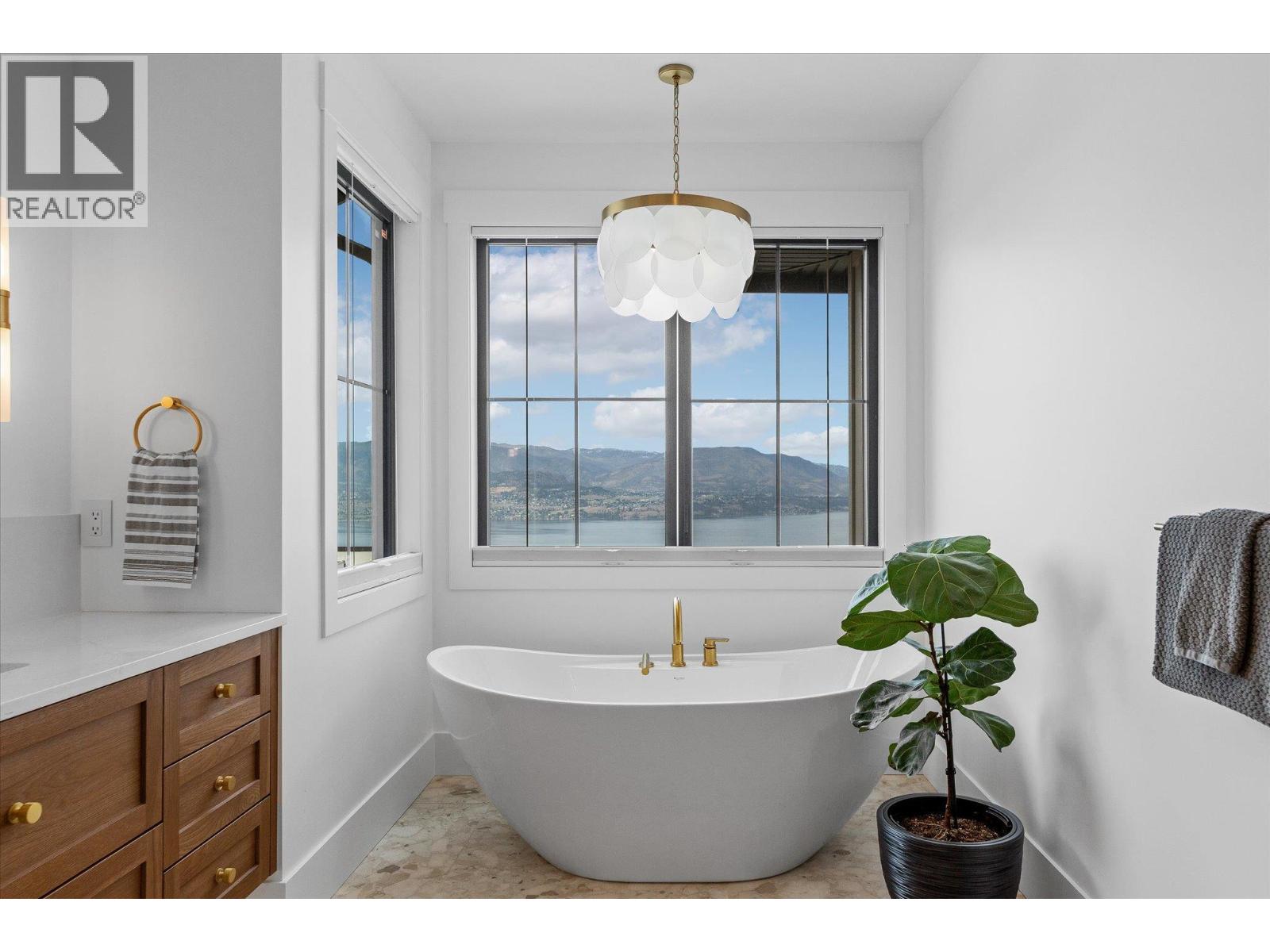 5631 Upper Mission Court